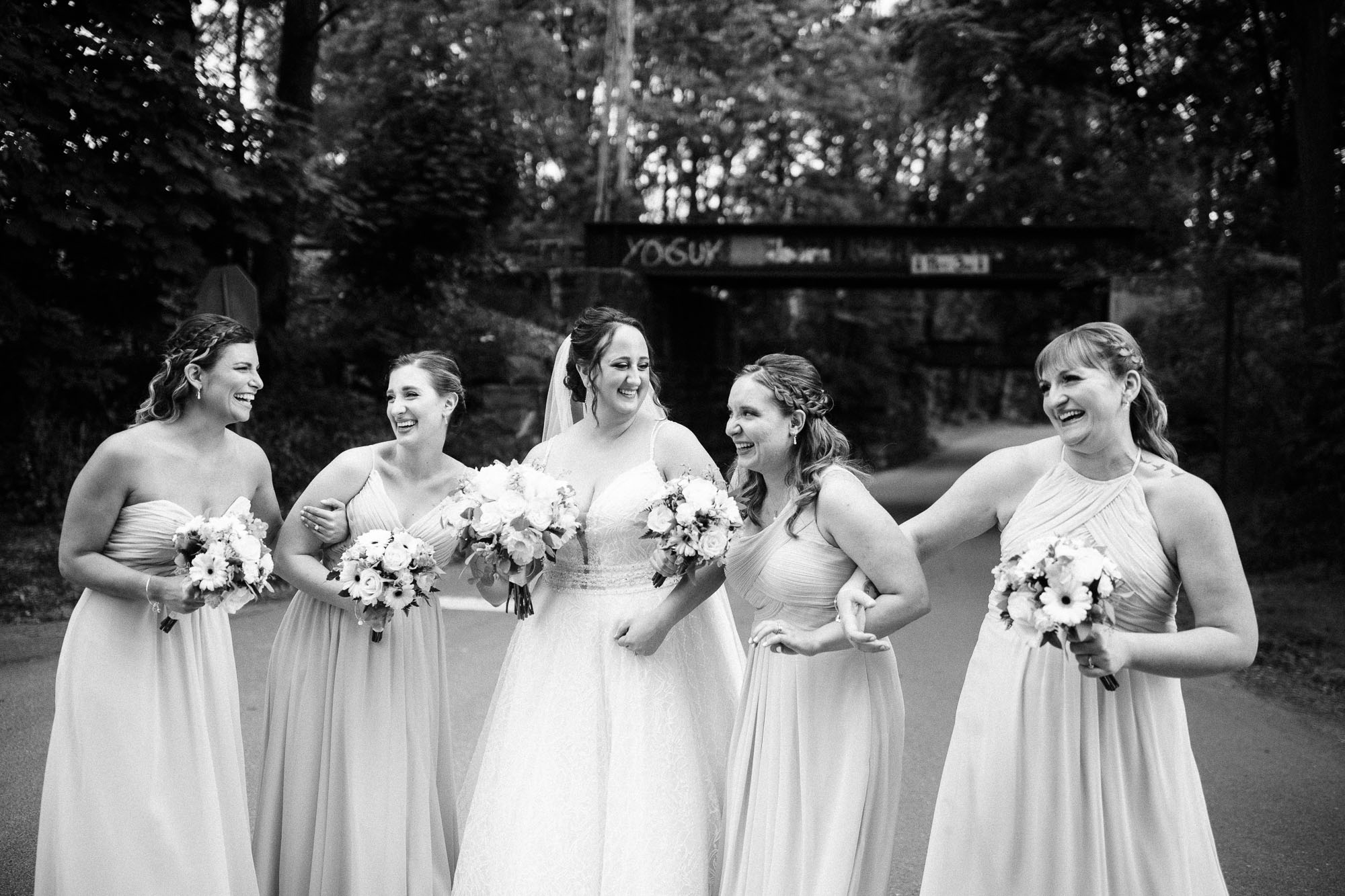 barn-at-boones-dam-wedding-0982.jpg