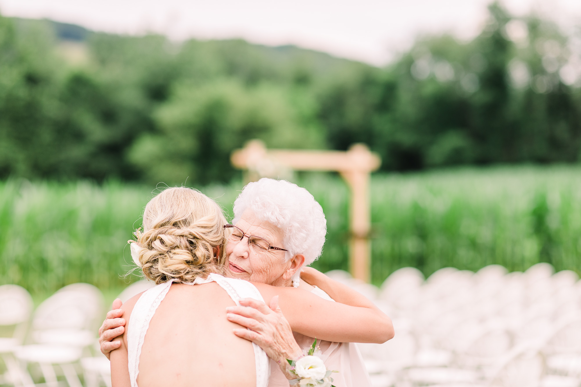Muncy-backyard-farm-wedding-5052.jpg