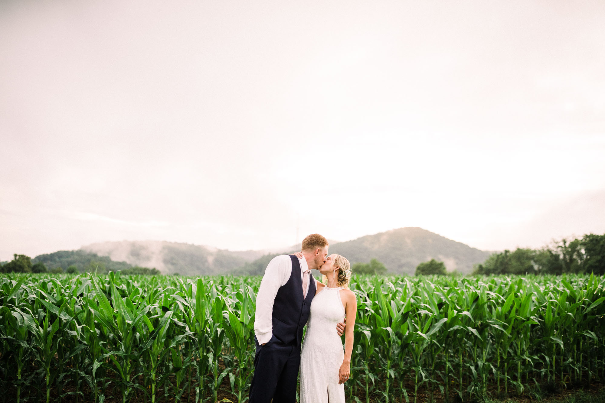Muncy-backyard-farm-wedding-5468.jpg