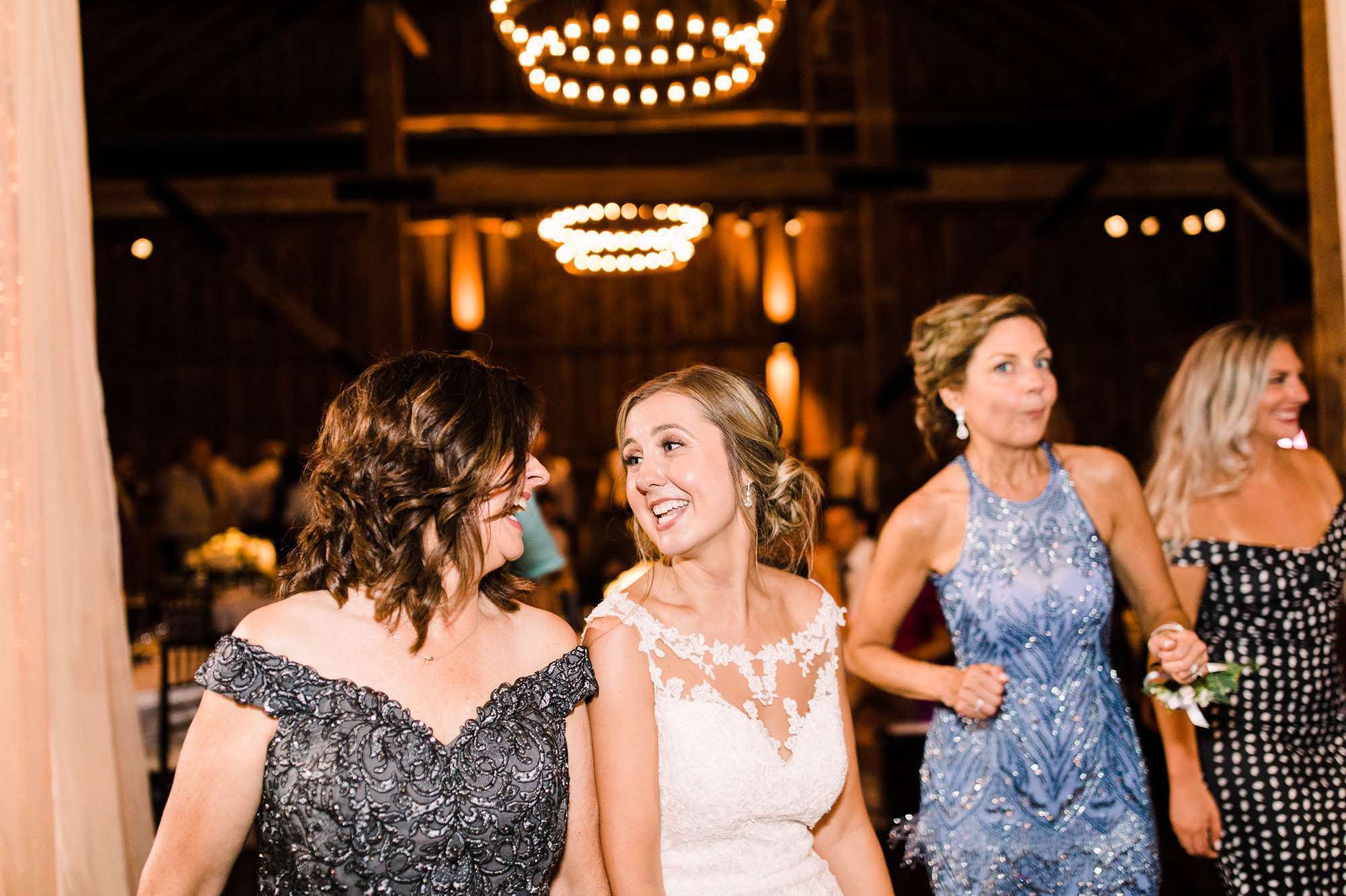 the-farm-at-eagles-ridge-lancaster-wedding-1577.jpg
