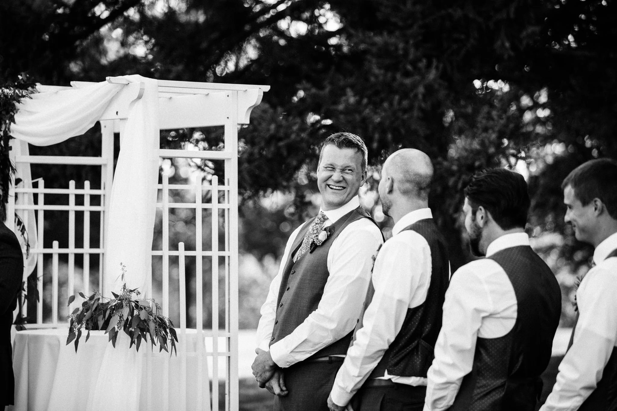 Frosty-Valley-September-Wedding-8025.jpg