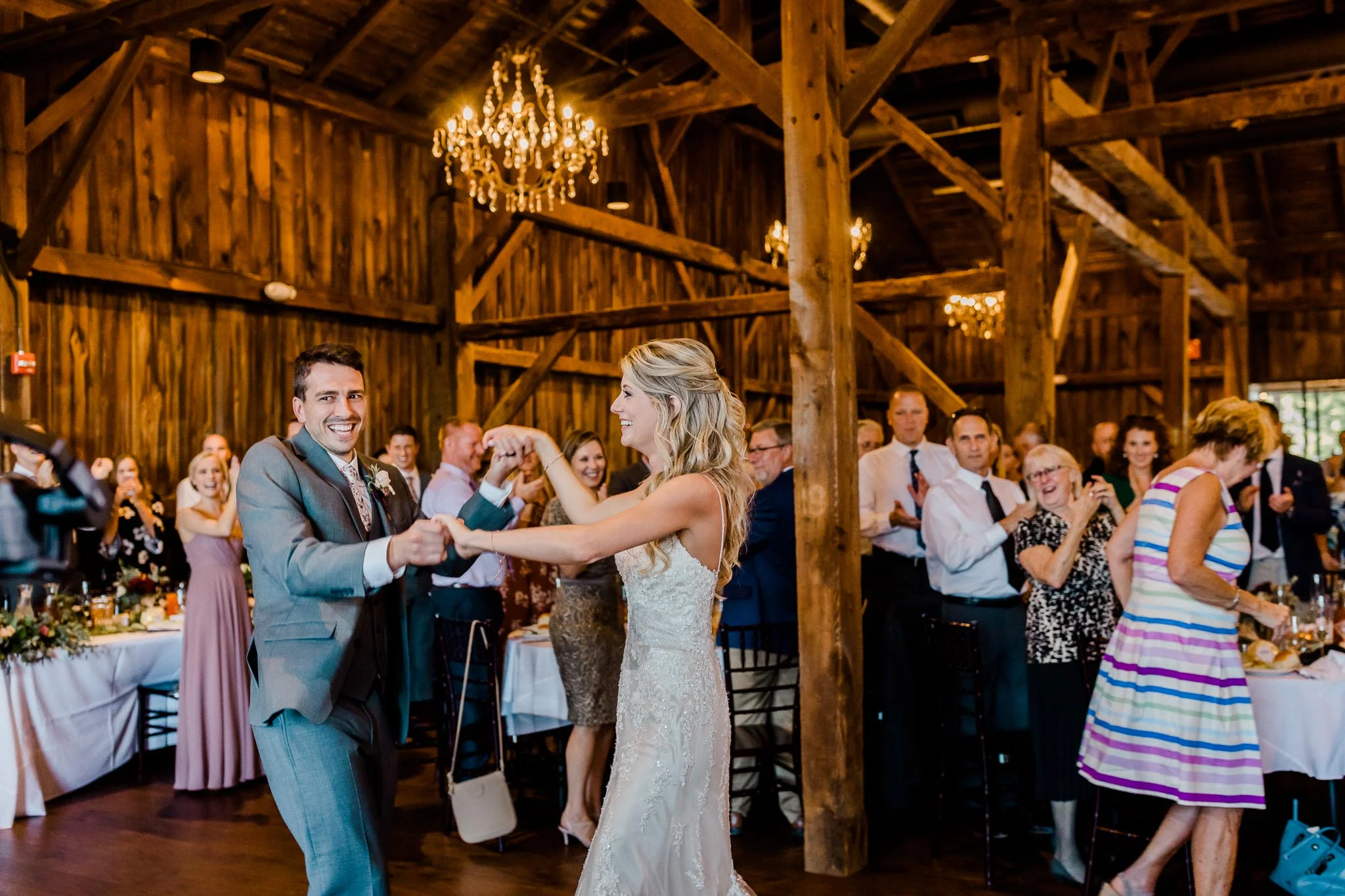 Frosty-Valley-September-Wedding-8052.jpg