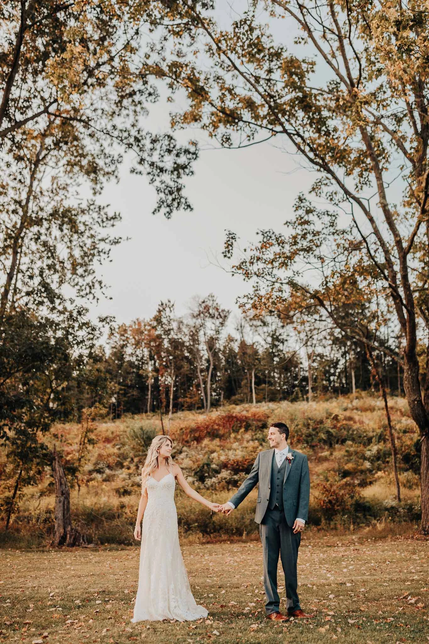 Frosty-Valley-September-Wedding-8200.jpg
