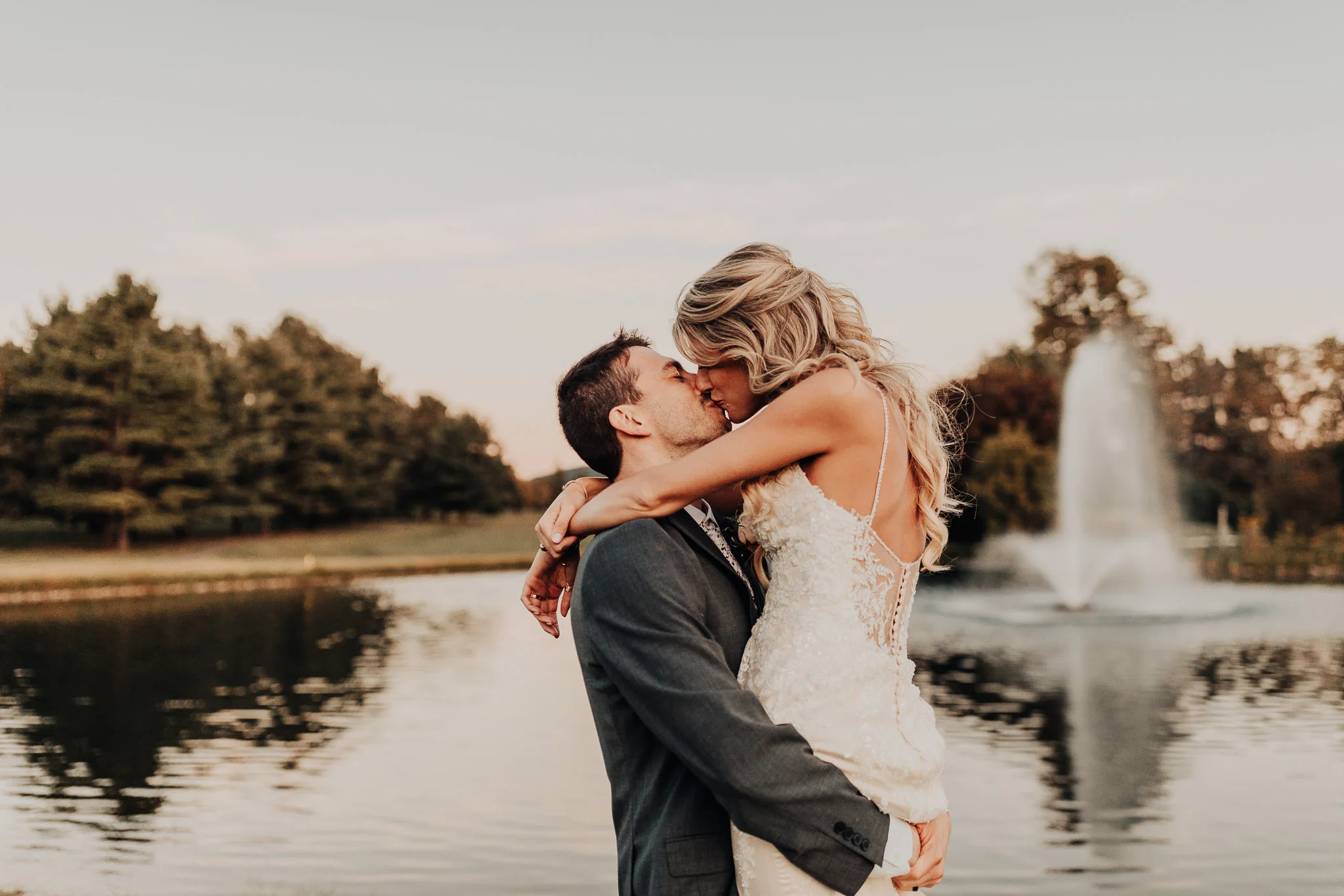 Frosty-Valley-September-Wedding-8261.jpg