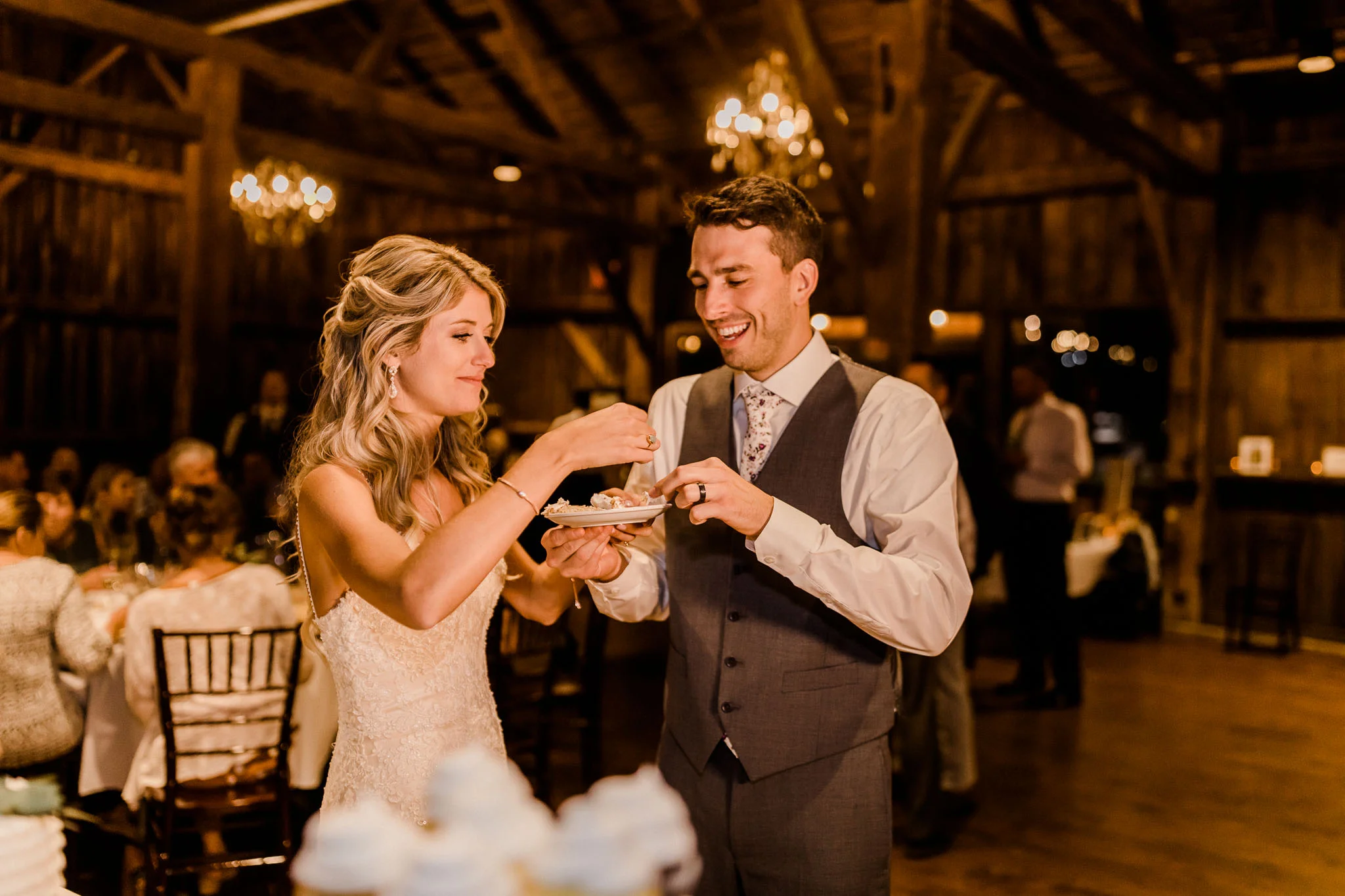 Frosty-Valley-September-Wedding-8304.jpg