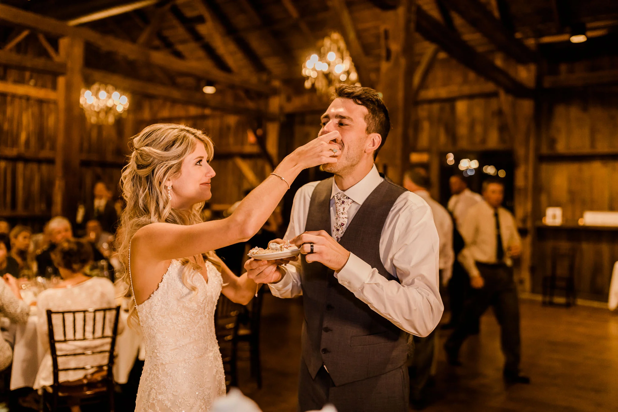 Frosty-Valley-September-Wedding-8305.jpg