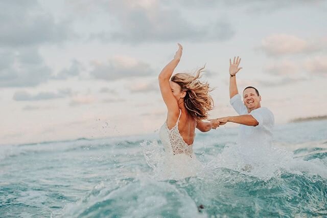 I&rsquo;ll be in #ocnj next week, so if ya wanna get weird with your elopement or engagement photos -&gt; hit me up. ✌🏻🌊