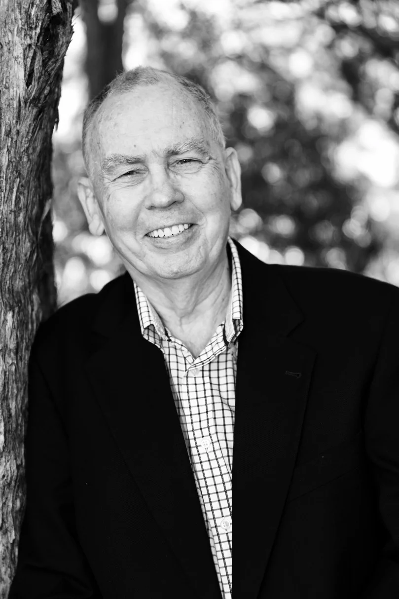 Ron Petersen Senior Architect Registered Architect QLD Member of QLD RAIA
