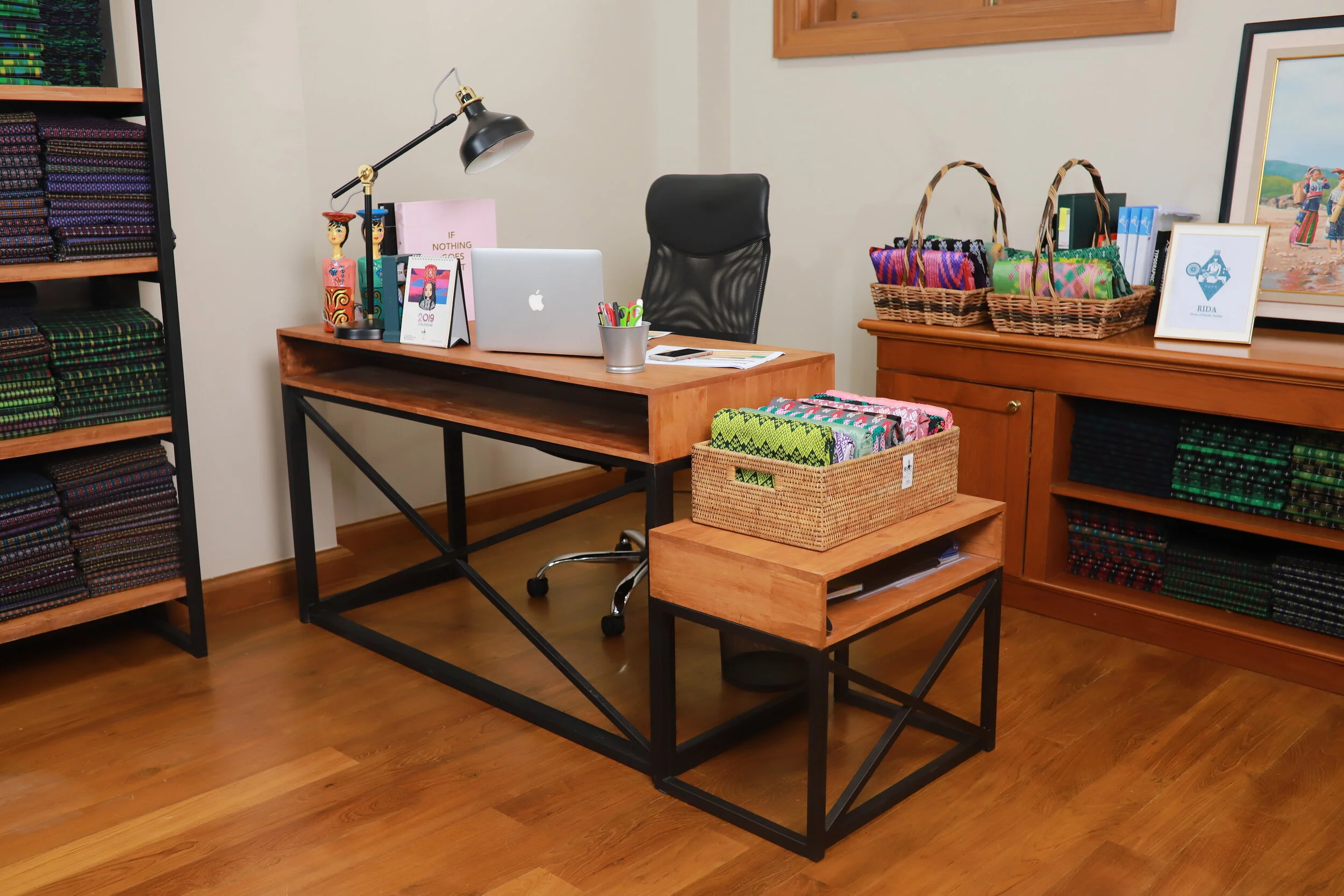 Sa Lane side table.JPG