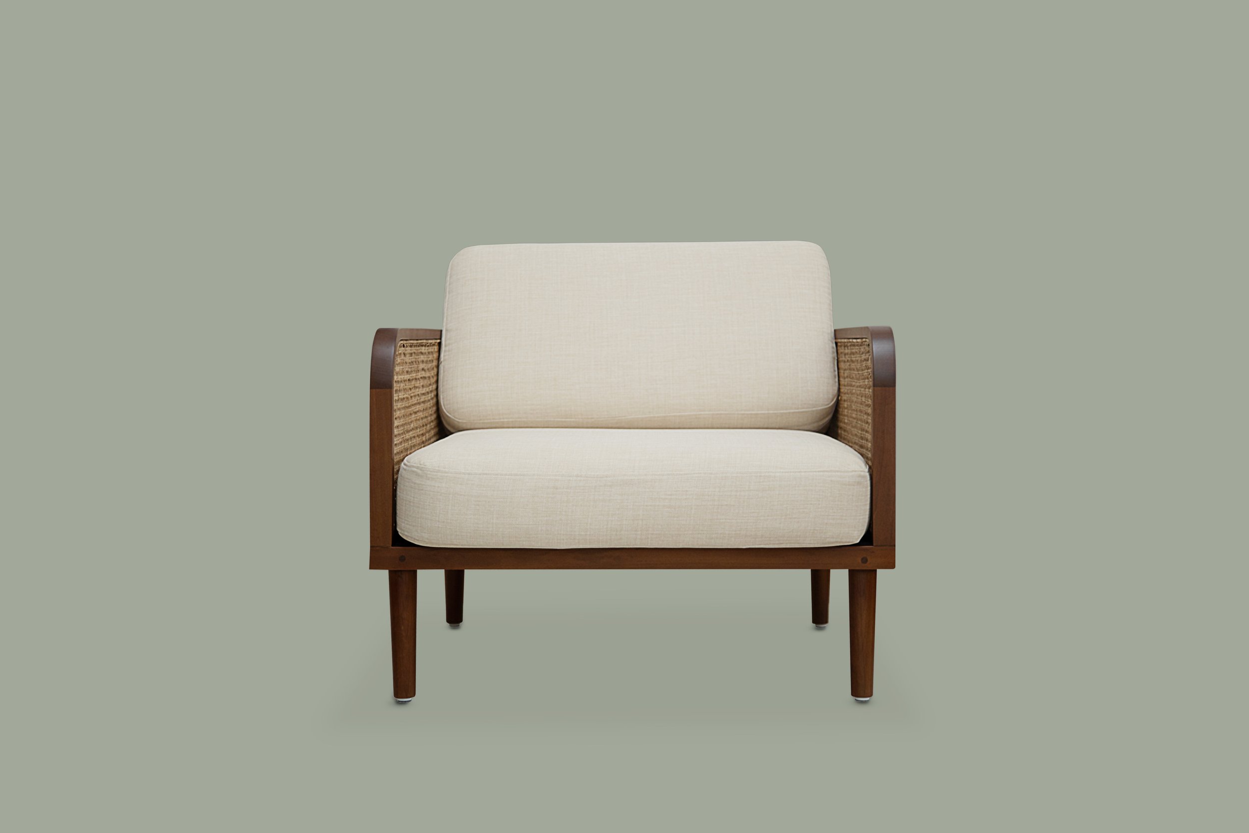 16'96 Concepts Yangon Furniture — တေဘယ်ရီ ထိုင်ခုံ Tayberry Lounge