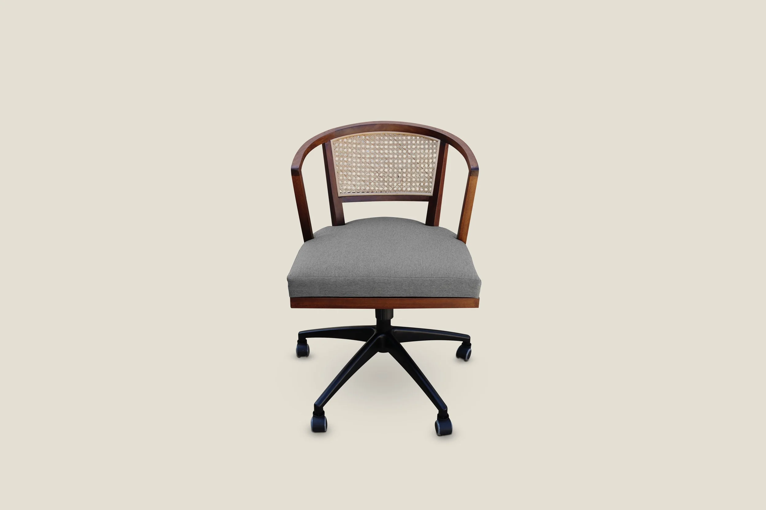 16'96 Concepts Yangon Furniture — Office Chair
