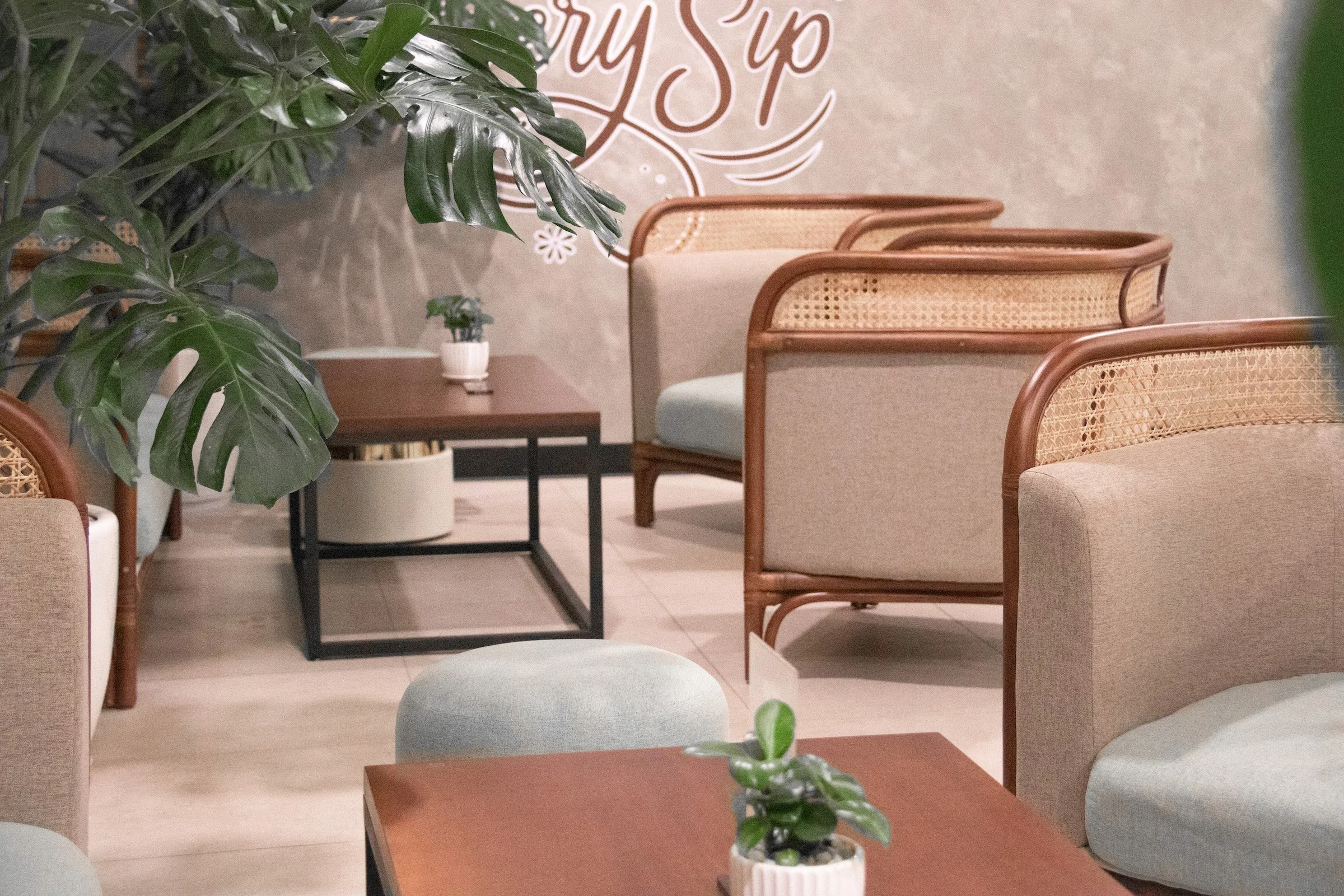 Luxe Cafe_16'96 Concepts_2.jpg (Copy)