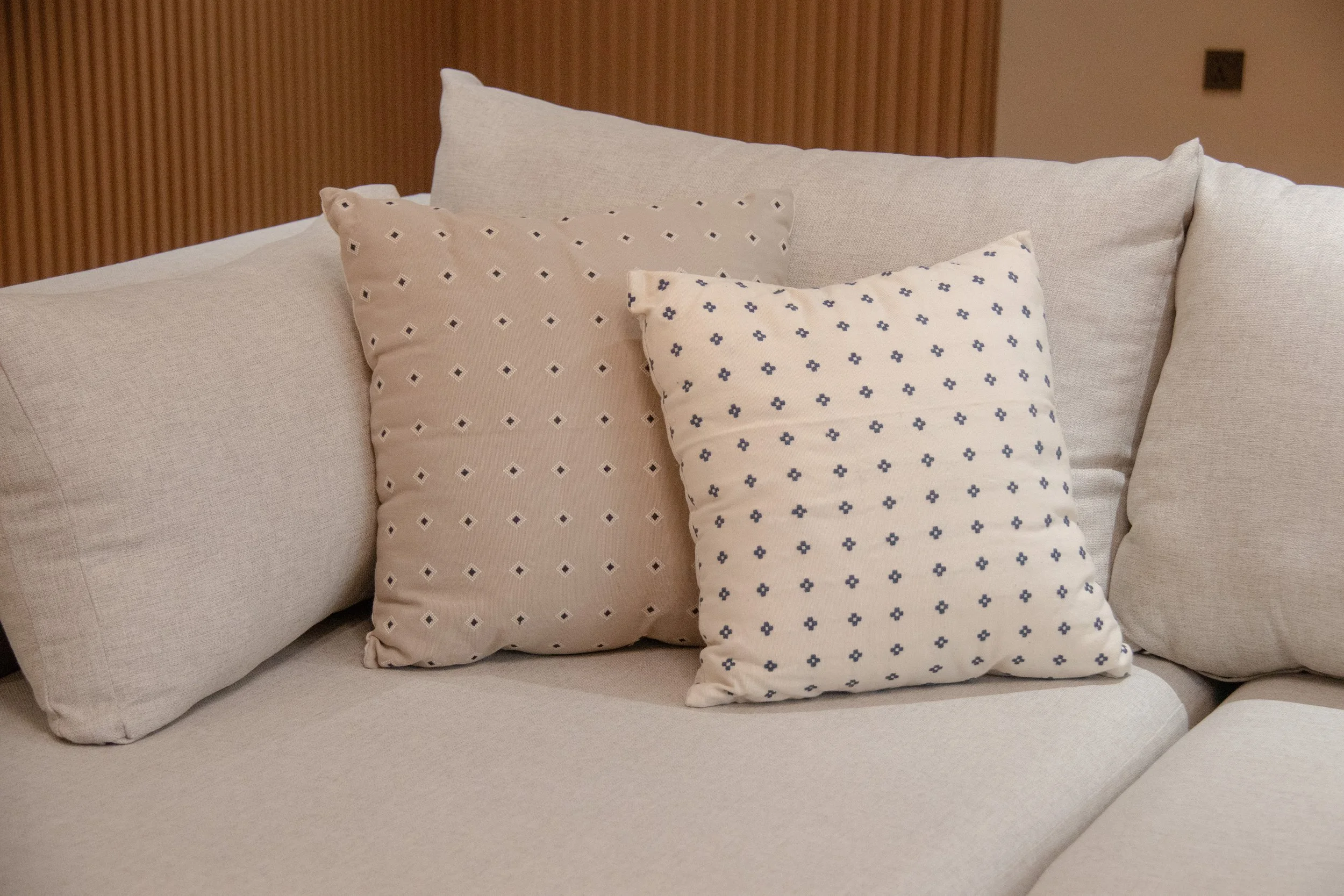 May Thu Pillow_Thazin Condo Residence_16'96 Concepts.jpg (Copy)