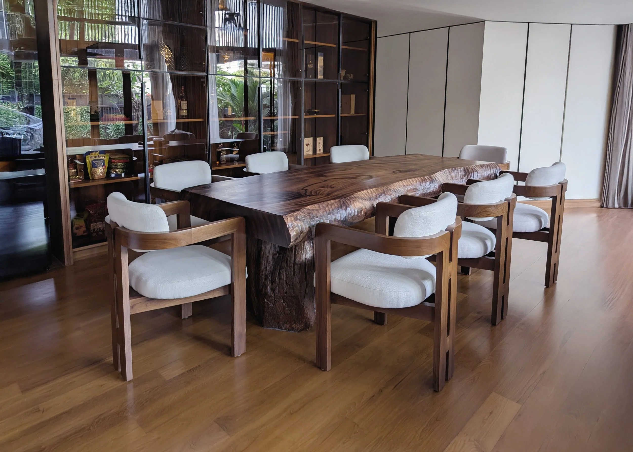 Concept_Hpaimai Razi Chair_Tharbawa_Collection_16'96 Concepts_yangon furniture.jpg