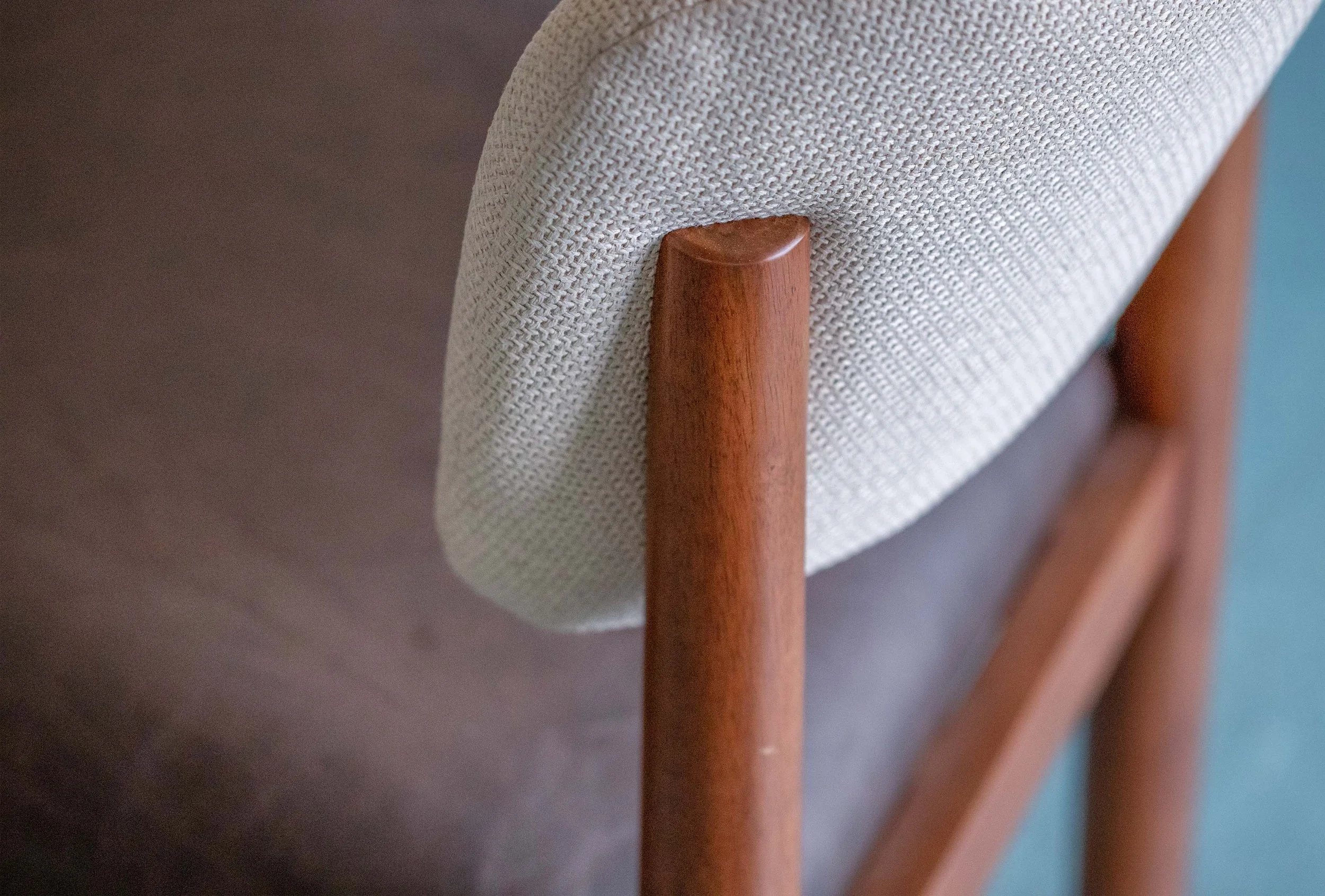 Web 5_Kani Kanar Chair_Yangon Furniture.jpg