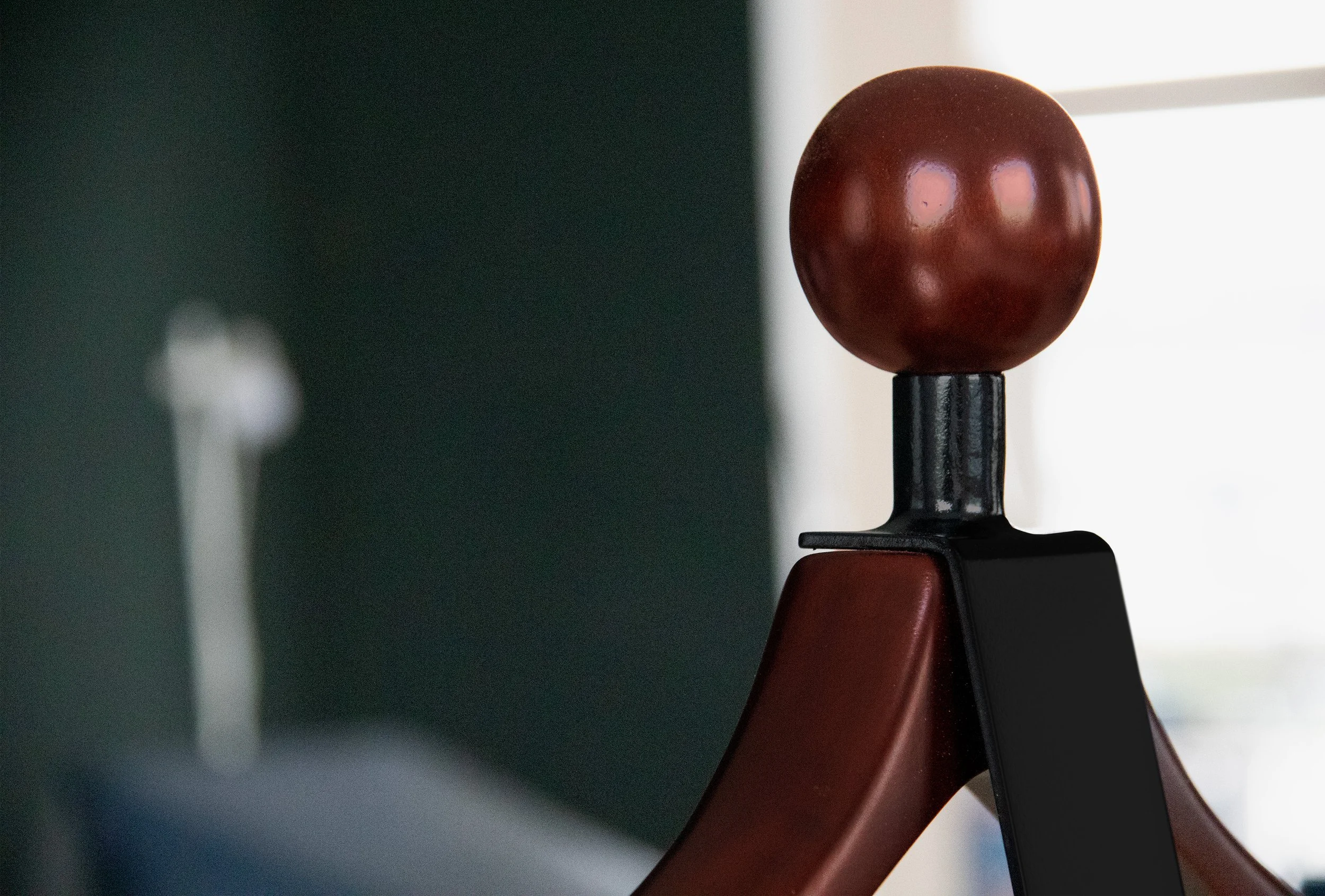 Web 4_Tiau Valet Stand_Yangon Furniture.jpg