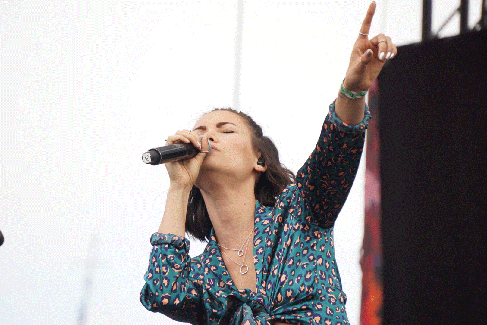 Smokin-grooves-4.gif
