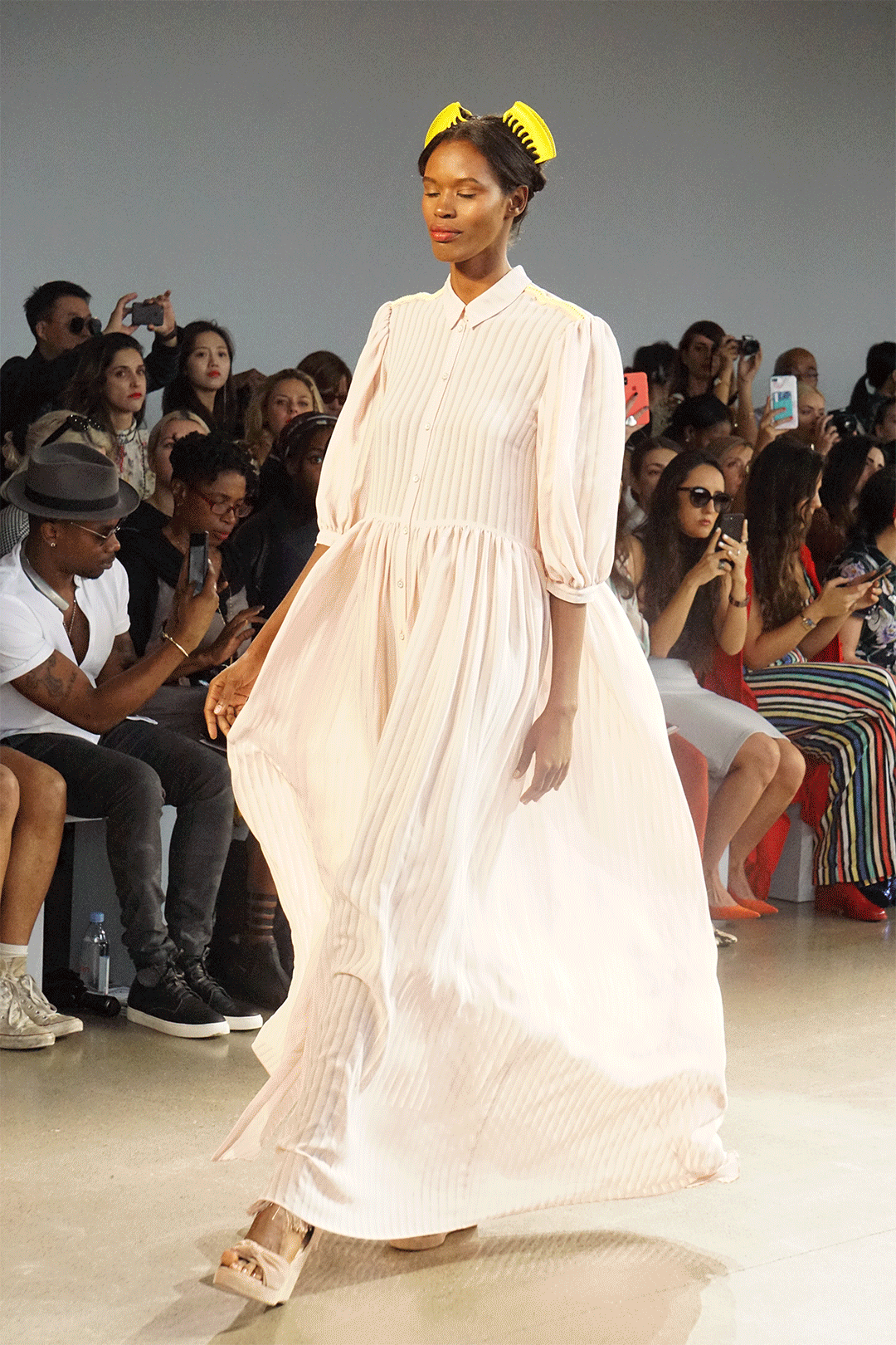 Marcel-Ostertag-SS19-2.gif