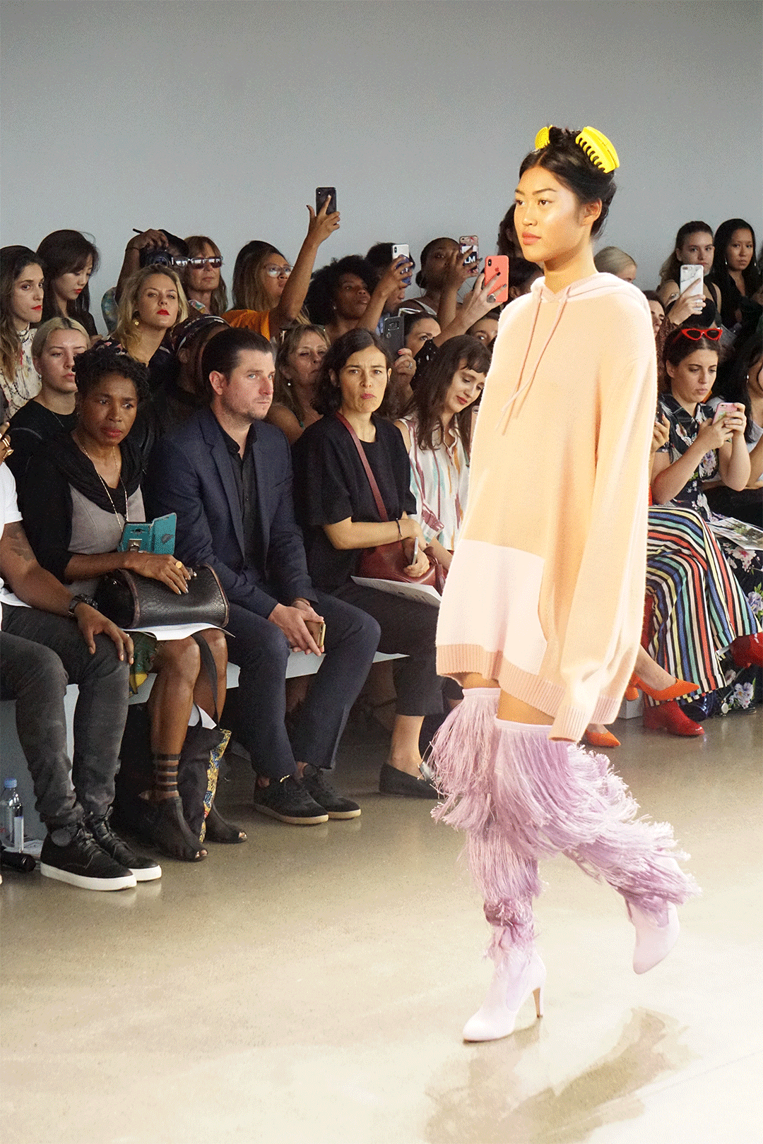 Marcel Ostertag SS19 9.gif