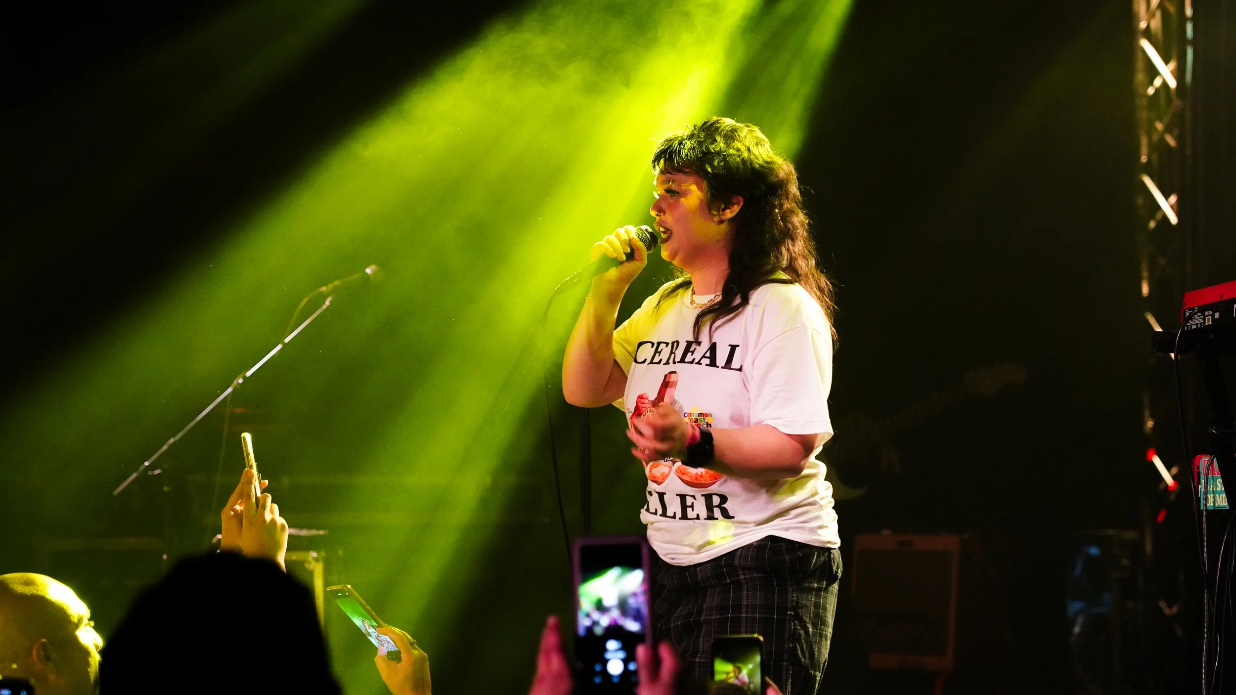 Lola Young at the Echoplex by Asha Mone-11.jpg