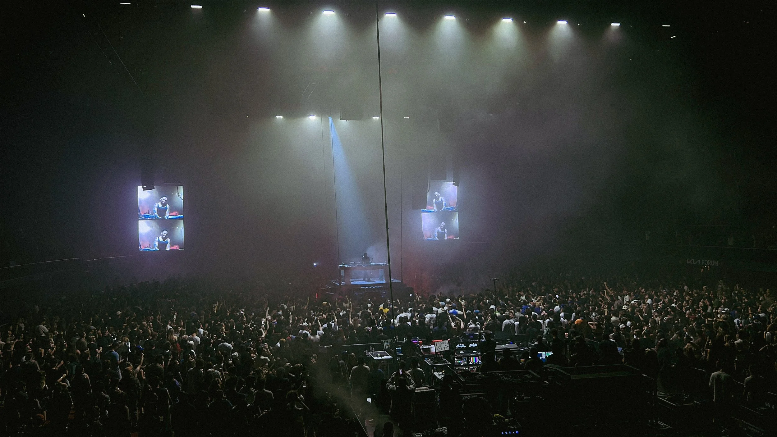 kaytranada at the kia forum by Asha Mone-04.jpg