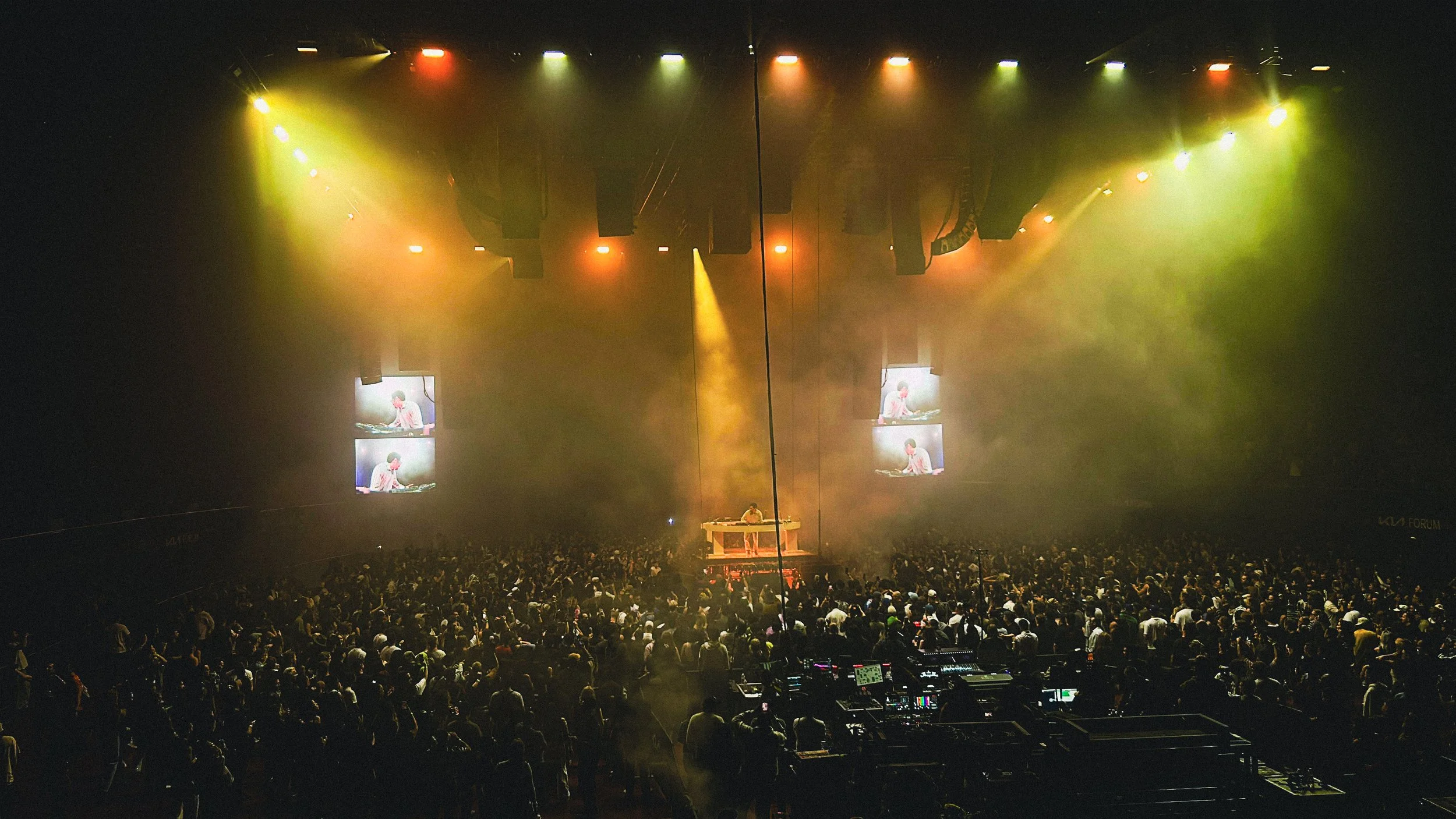 kaytranada at the kia forum by Asha Mone-17.jpg