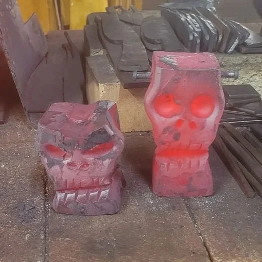 glowin+skulls.jpg
