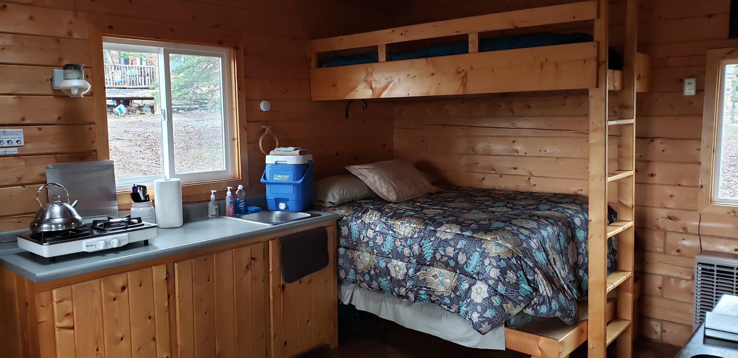  Cozy Swift Creek Cabin 
