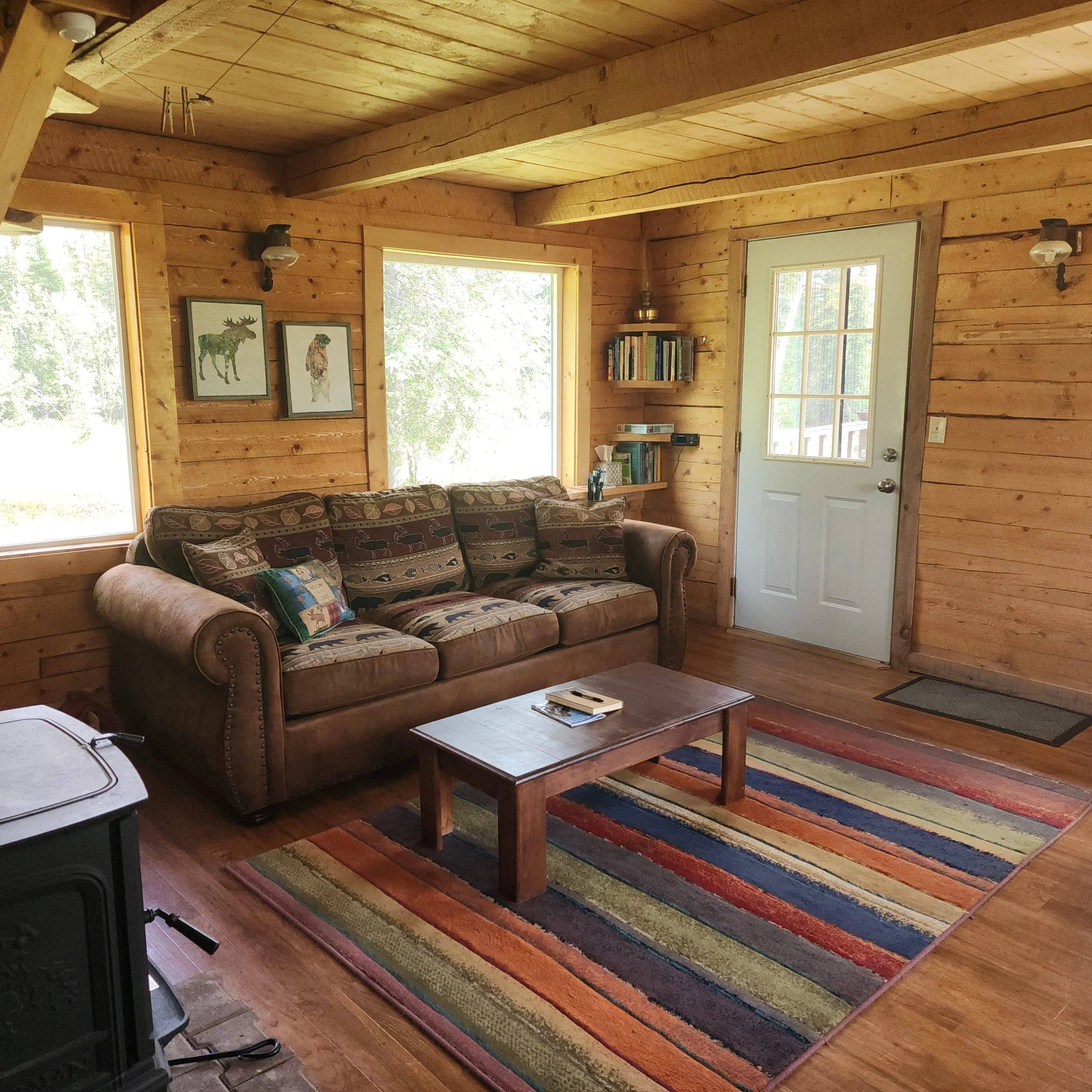 Meadow Cabin's living room area. 