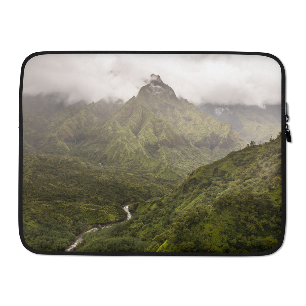 7C7A5233_mockup_Front_Flat_15-in.png