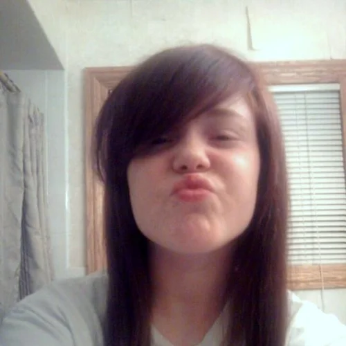 22-taylor diorio.png