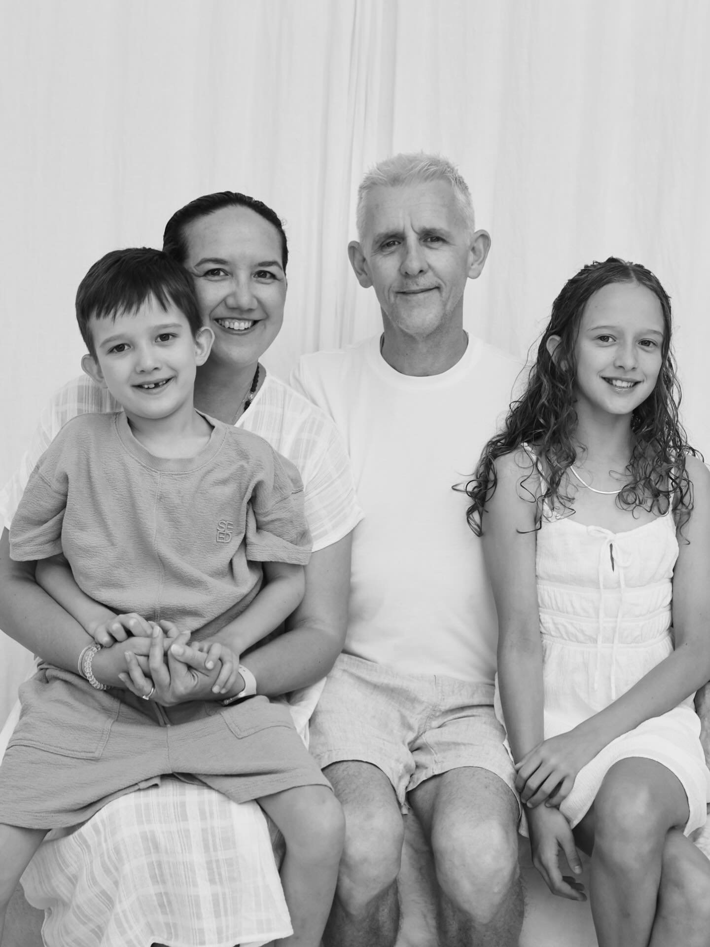 hello 2026 - more love, more kindness, more courage, more abundance, more joy, more peace please 🤍
.
.
.
thank you @virginemamapapa