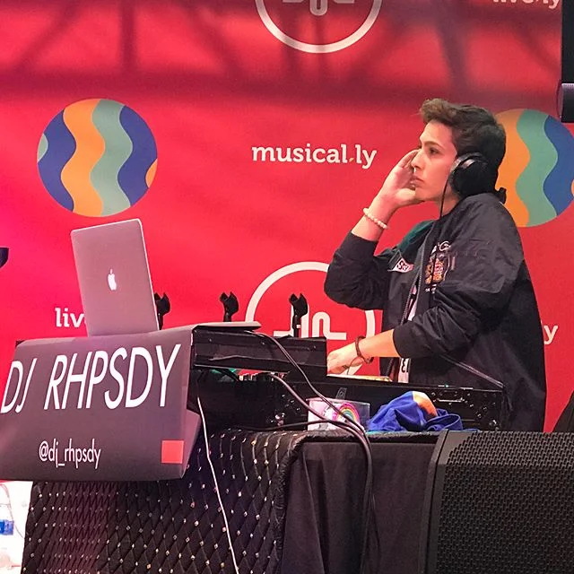 Had the pleasure of observing my brother and fellow graduate of @scratchla, @dj_rhpsdy for my #level8final! He had impeccable beat matching and clean transitions that got the crowd going. His presentation was amazing and even when he would mess up he