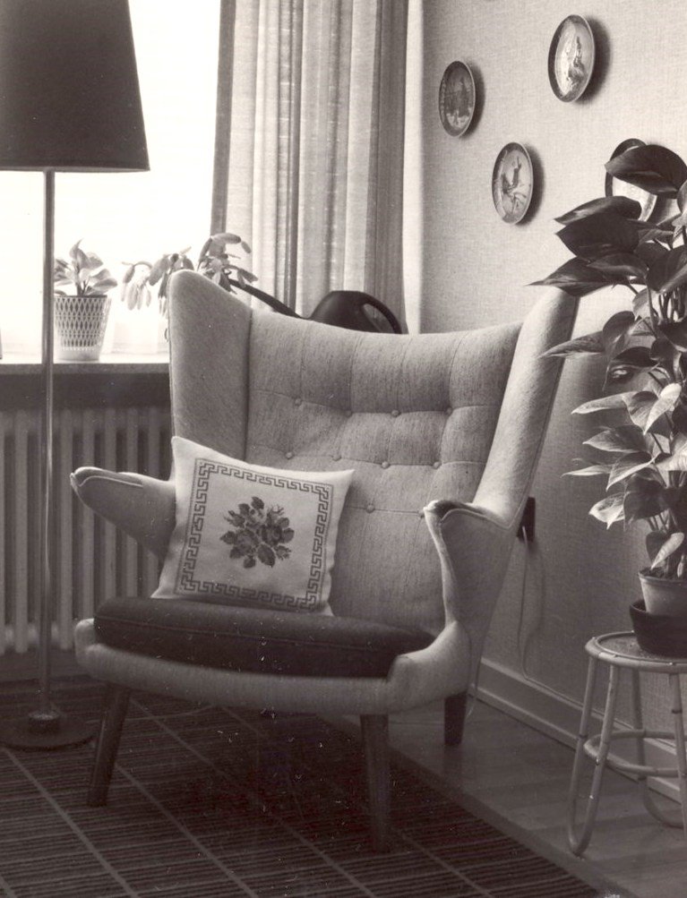 Armchair Aesthetic + Feng Shui 