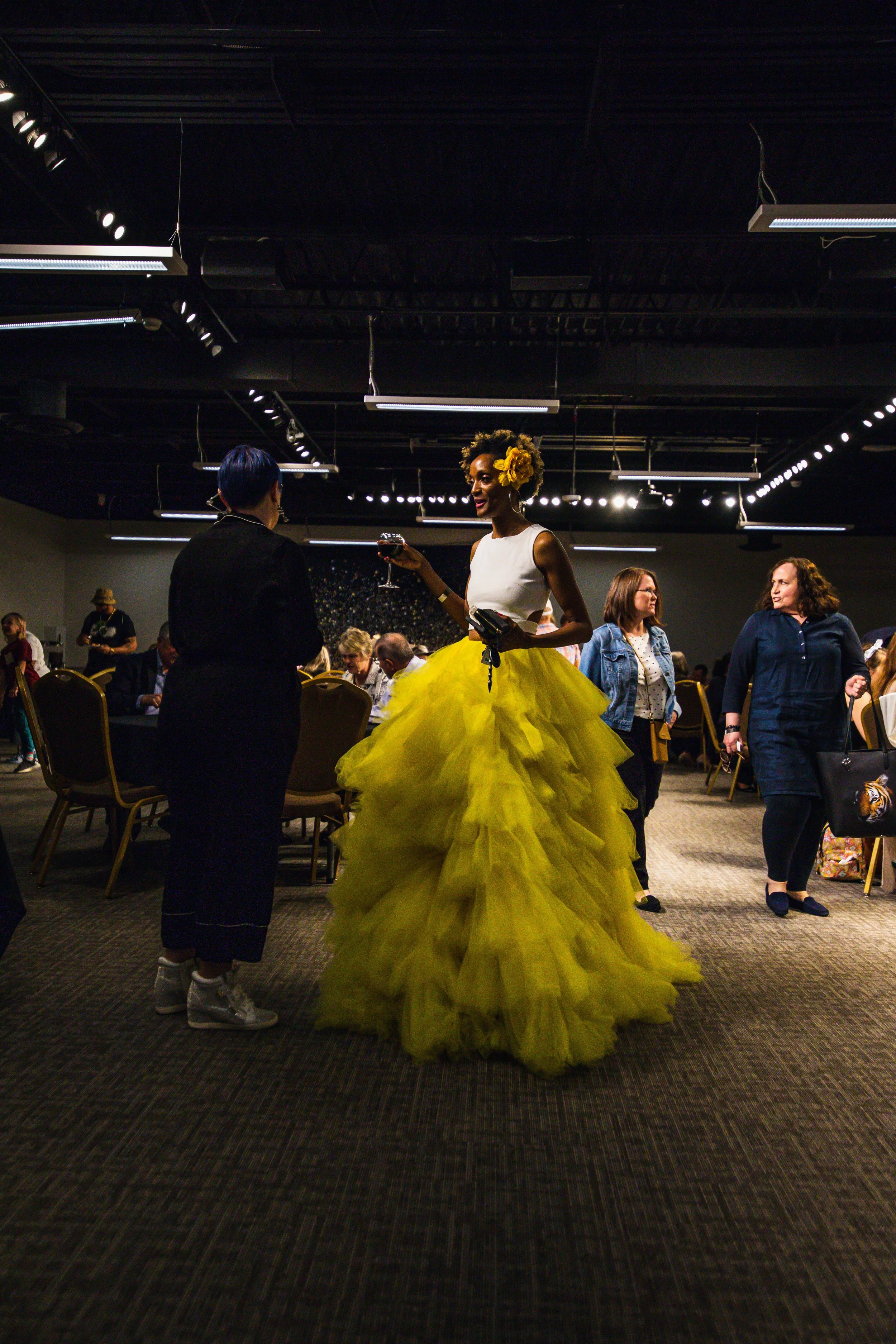 FDRM - FASHION SHOW - 23-195.jpg