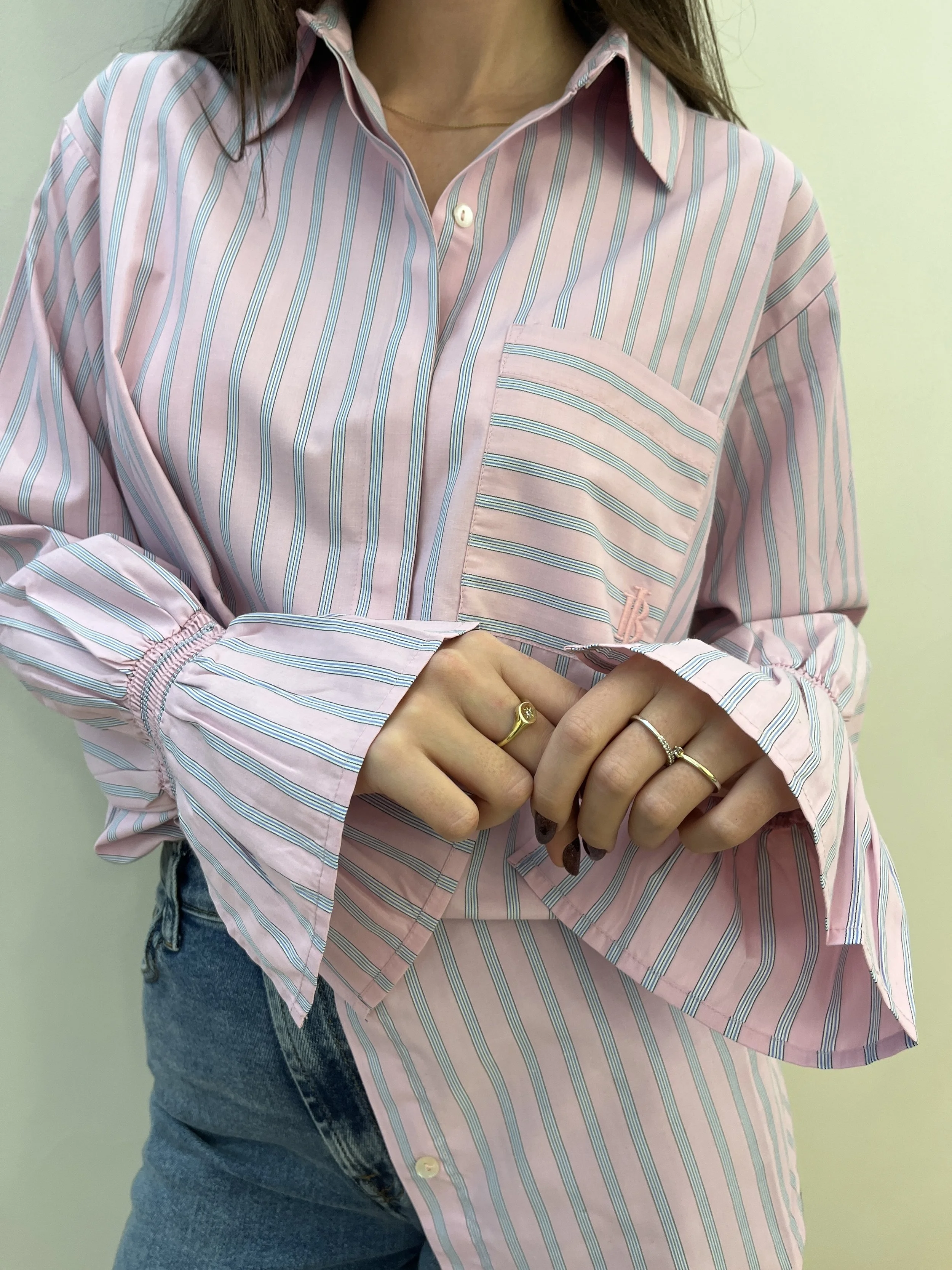 Roze Ibana blouse met flair mouw