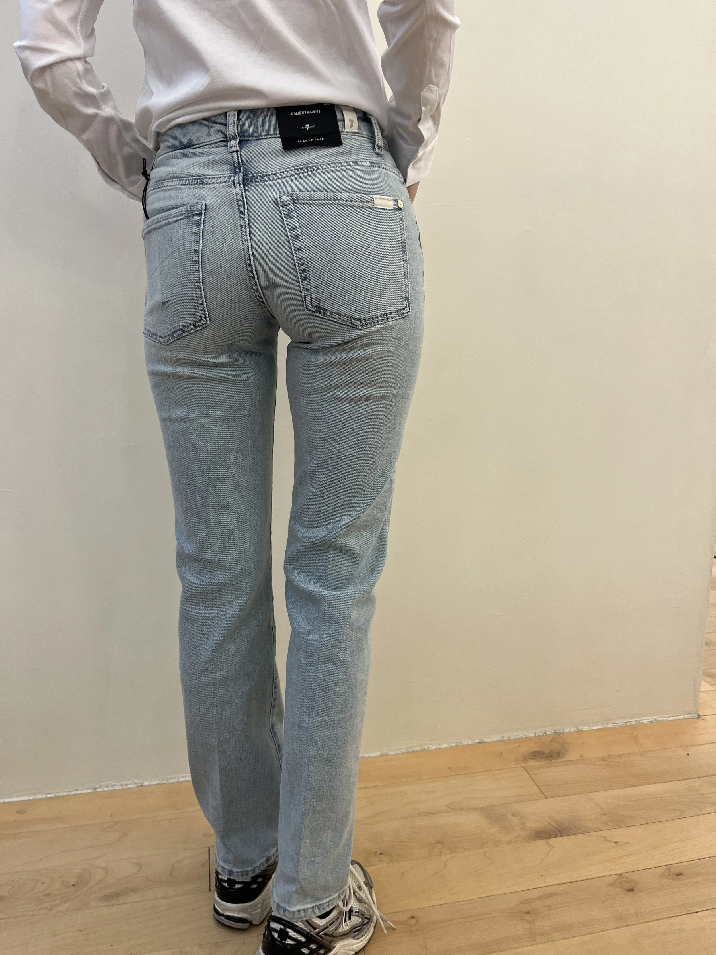 7 For All Mankind – Calie Straight Zomer Jeans