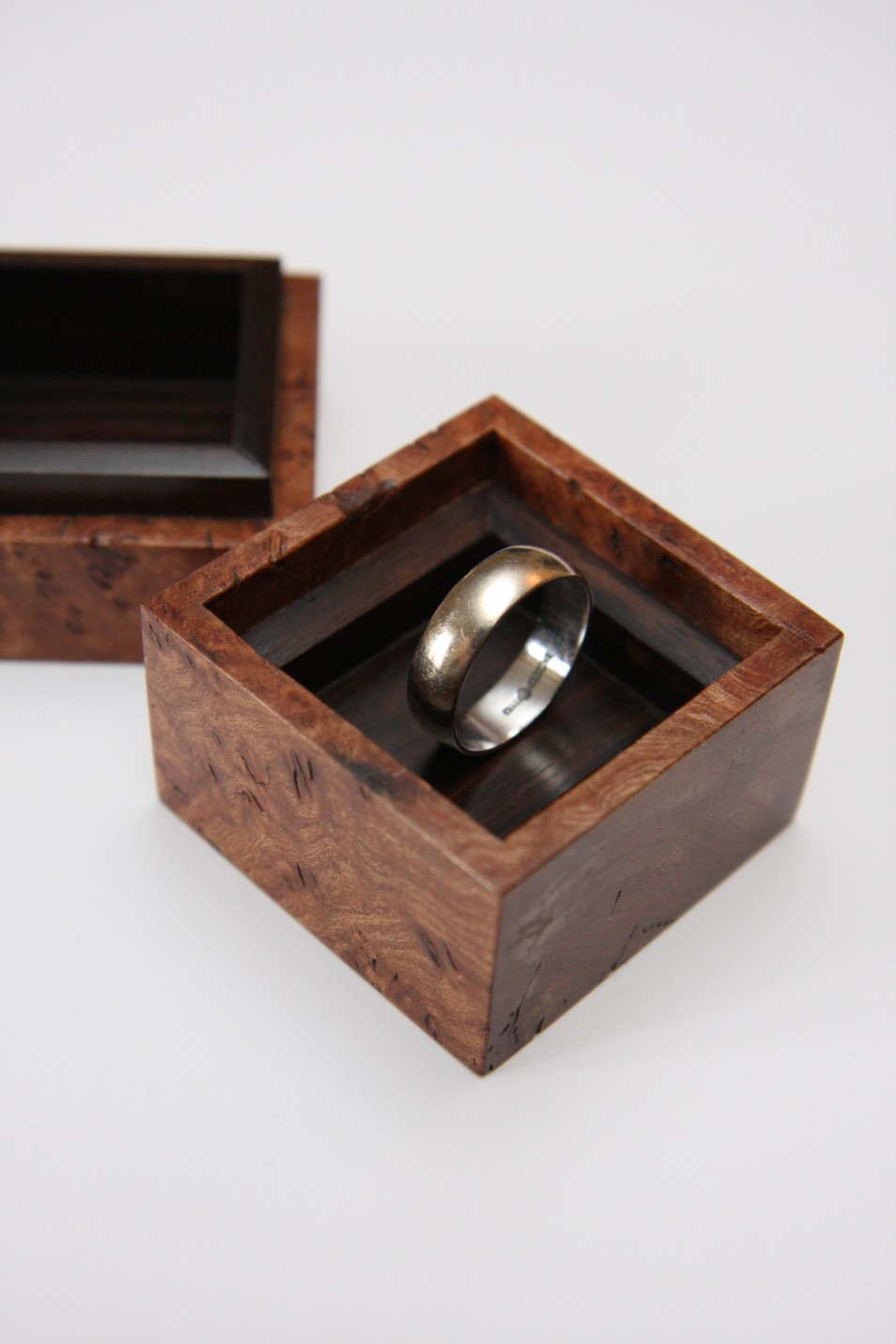 ring-box-in-burr-elm-and-lined-in-rosewood.jpg
