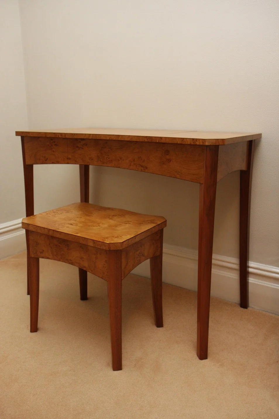 Desk-and-stool-in-walnut-and-burr-oak (3).jpg