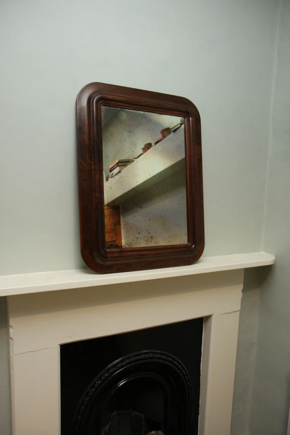 mirror-in-black-walnut-with-turned-radius-corners.jpg