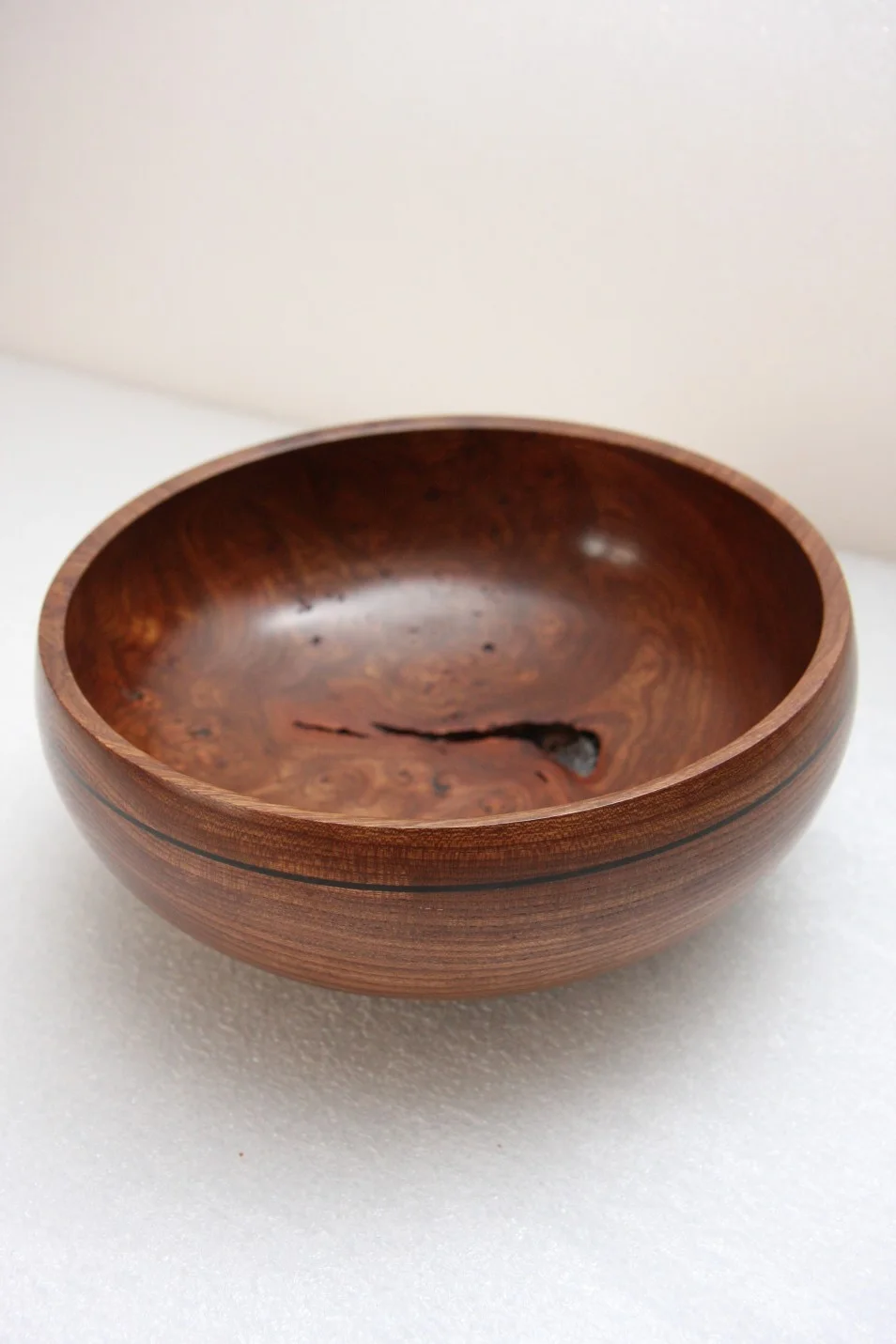 turned-bowl-in-burr-elm (3).jpg