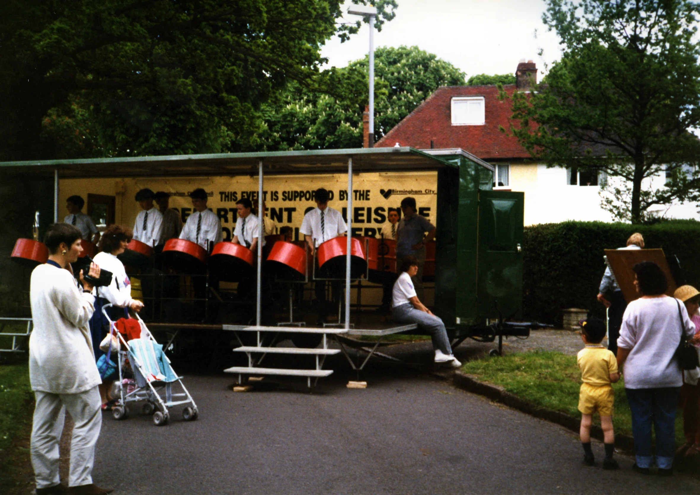 Street Party, 1999