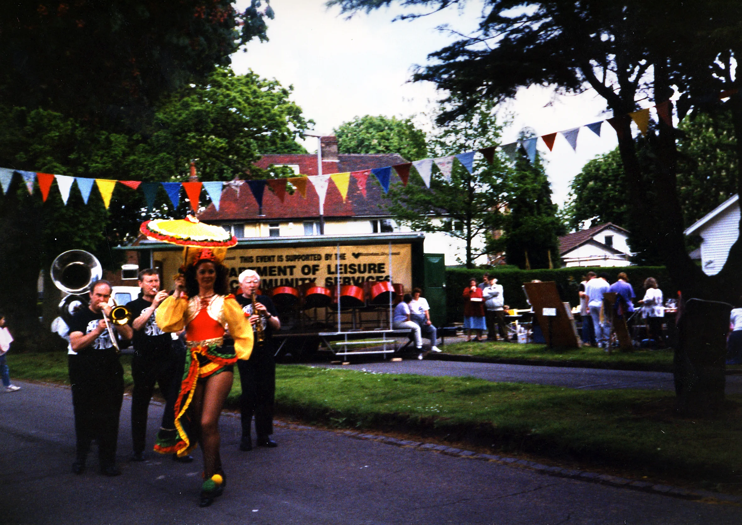 Street Party, 1999