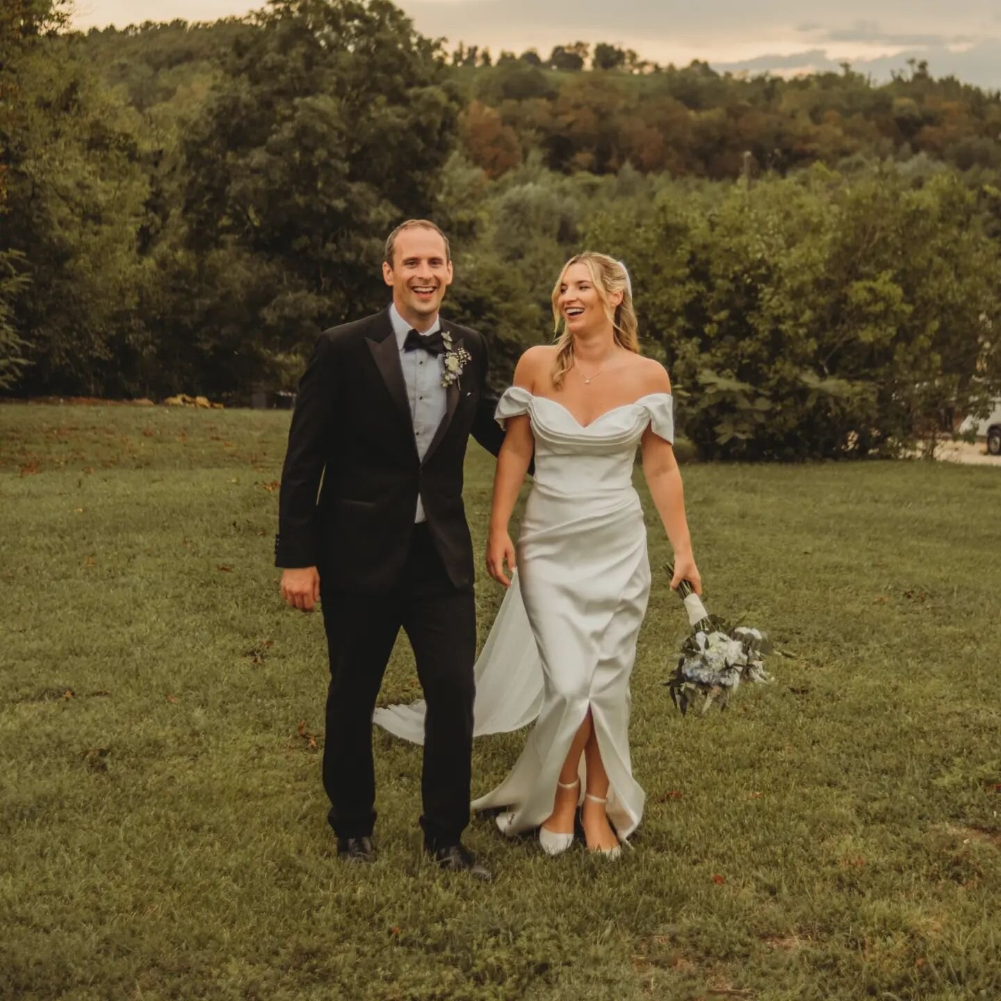 Sarah and Matt at the beautiful Ch&acirc;teau Lagorce 🇫🇷
@chateaulagorce_frenchwedding
.
.
.
.
.
#frenchweddingstyle #chateaulagorce #weddingvenuebordeaux #luxurywedding #frenchweddingphotographer #frenchcouple #weddingphotographermarseille #coteda