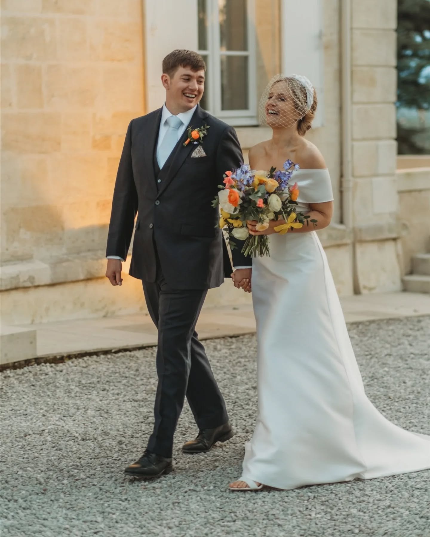 Lizzy and Matt, Ch&acirc;teau Gassies nr Bordeaux 🇫🇷
.
.
.
.
.
#frenchweddingstyle #chateaugassies #weddingvenuebordeaux #luxurywedding #frenchweddingphotographer #frenchcouple #weddingphotographerbordeaux  #cotedazurwedding #provencewedding #getti