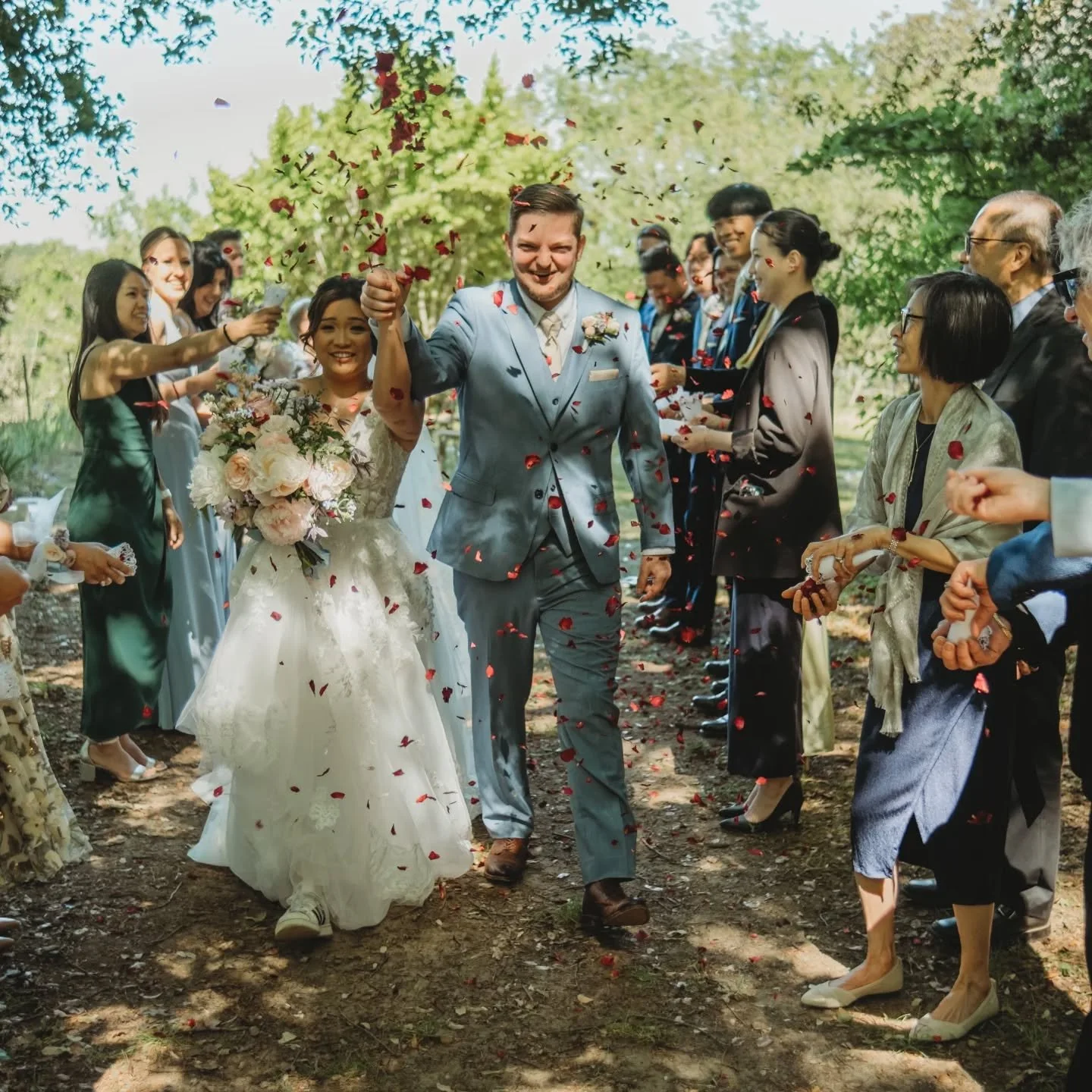 Amanda and Nathan, my first wedding of 2025 at the beautiful Ch&acirc;teau de Lacoste, Dordogne 🇫🇷

I was lucky enough to receive a lovely thank you card from Amanda and Nathan,with the following words -

'We just wanted to give the biggest thank y