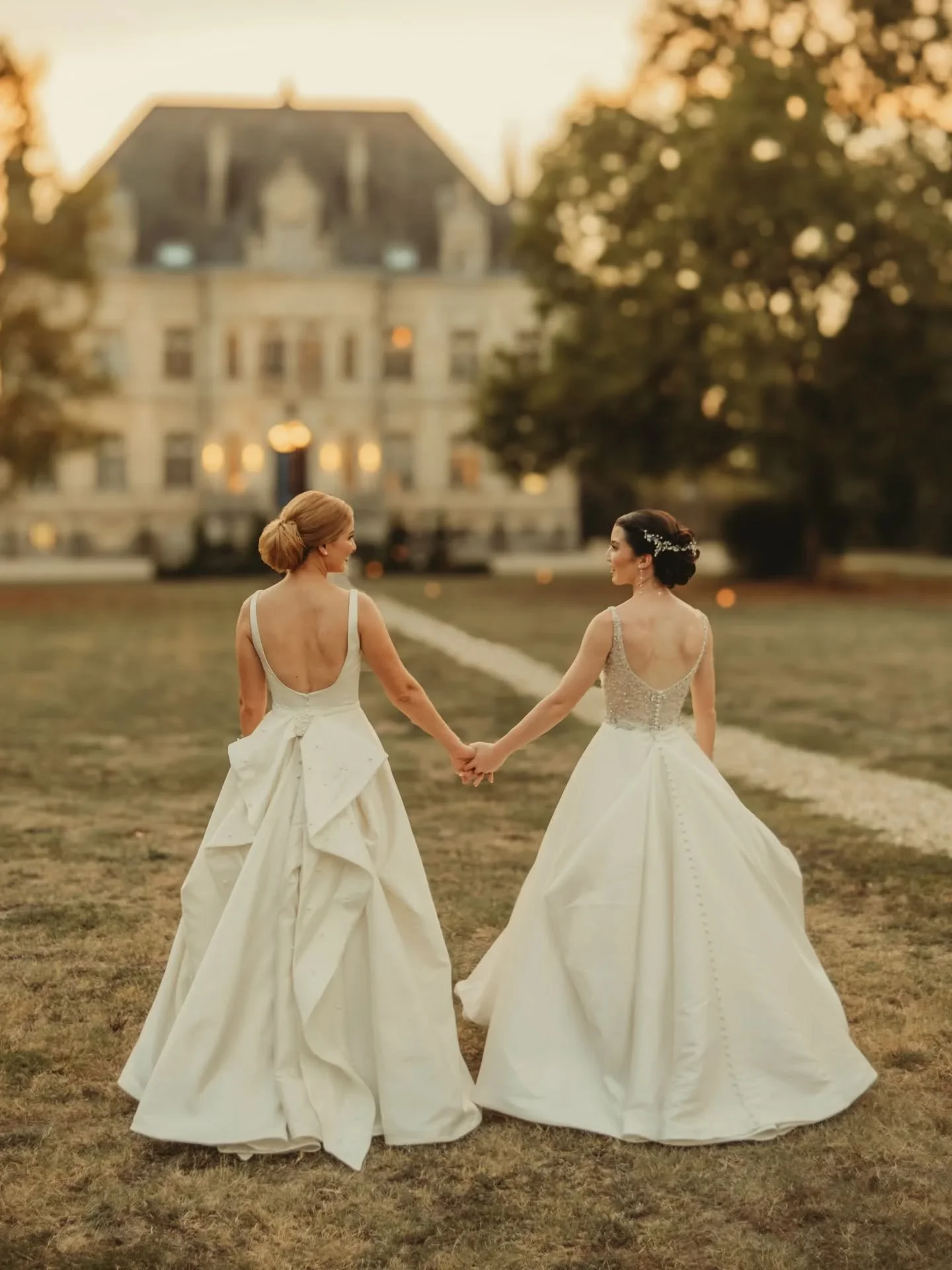 &ldquo;This is what love looks like 🤍&rdquo;

#loveislove #weddinginspo #destinationweddingphotographer #weddingfrance #modernbrides #editorialweddingphotography #timelesslove
