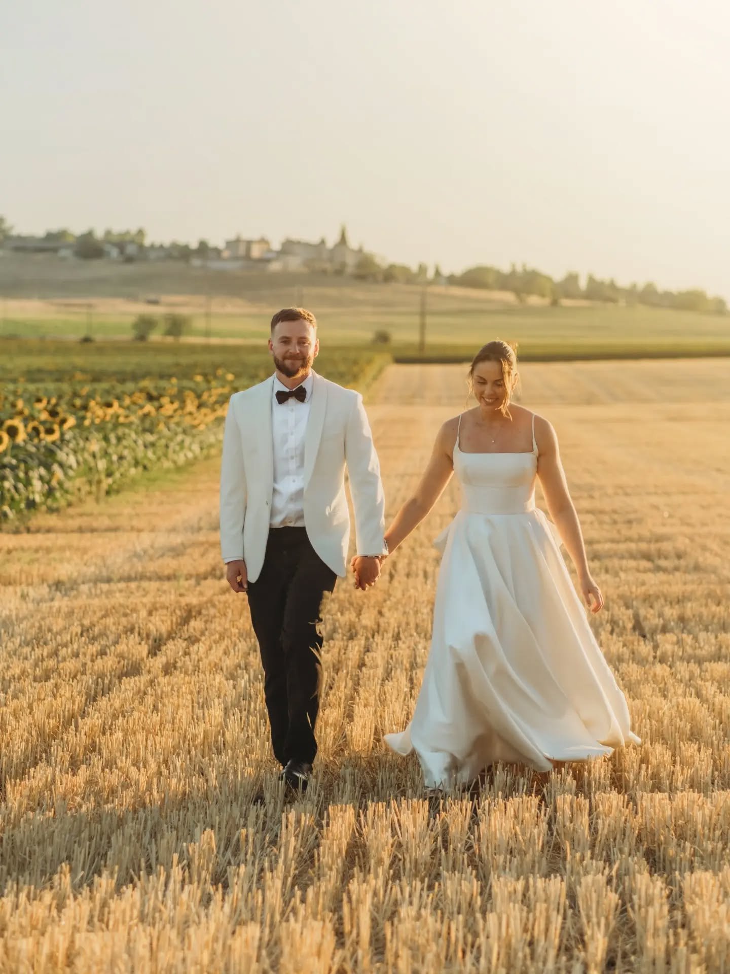Golden hour, open fields, and nowhere else they'd rather be. 🤍

No awkward posing, no forced moments.

This is the kind of wedding photography I love. Natural, relaxed, and full of feeling. ✨

Now booking weddings across Wales, France &amp; beyond.
