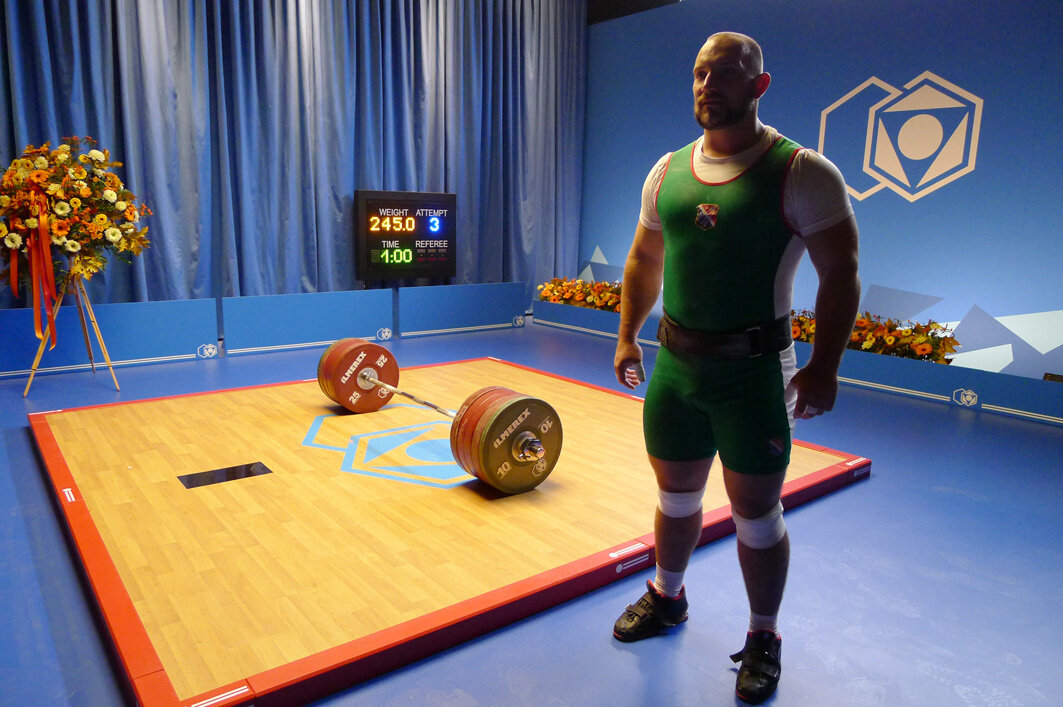 weighlifter.jpg