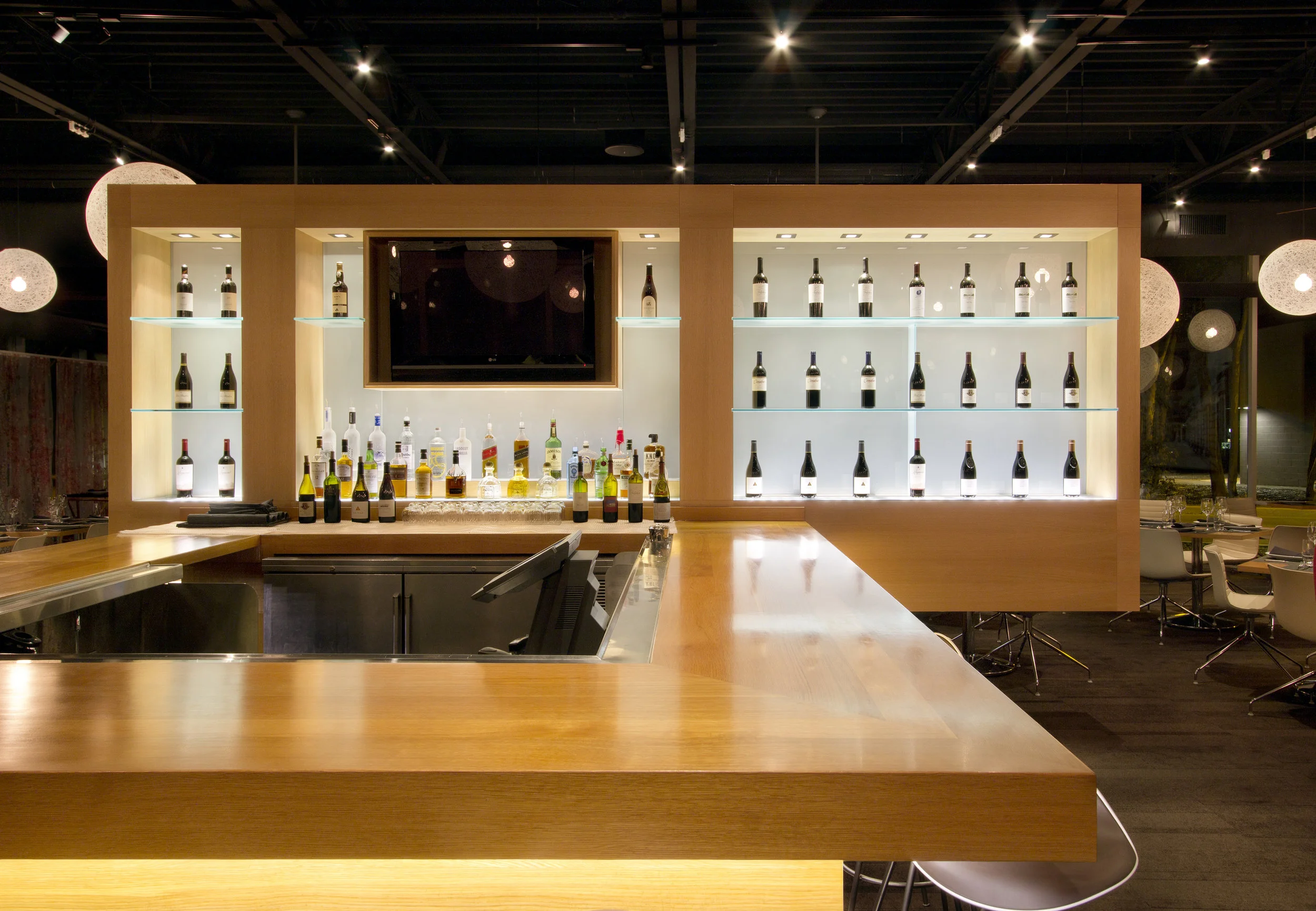 Jai_WPC_058_Bar_Front_00F.jpg